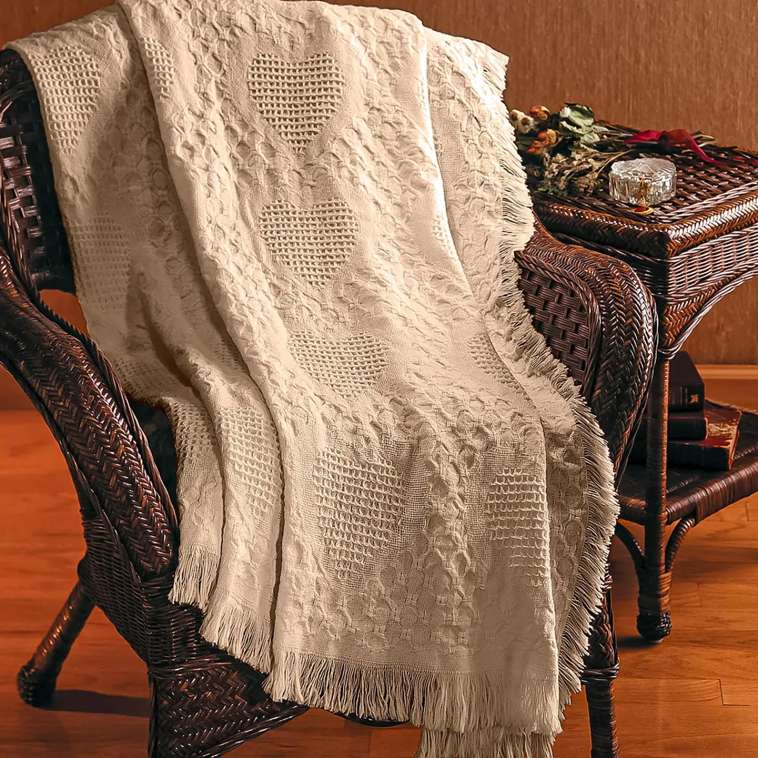 Plow & Hearth Throws & Blankets>Basket Weave Cotton Heart Throw