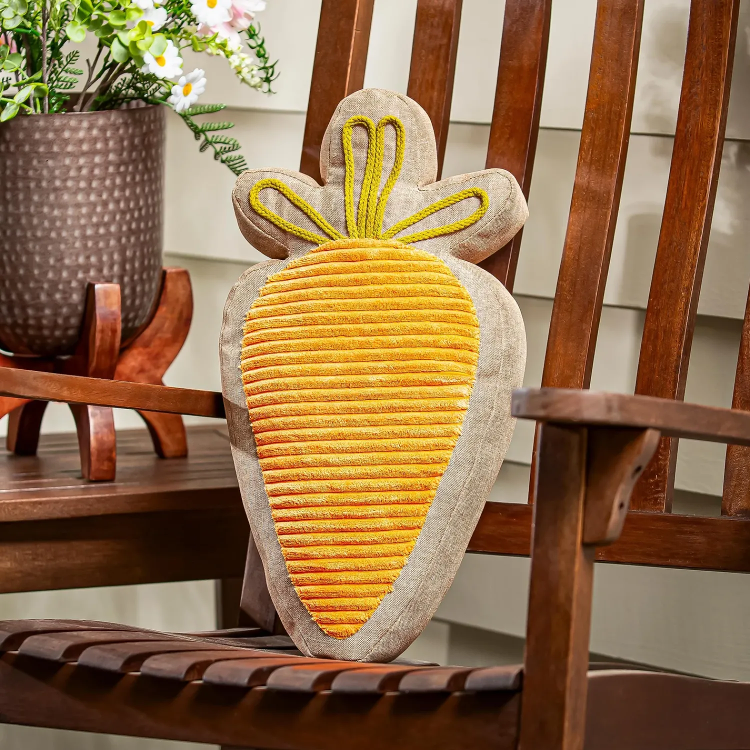 Plow & Hearth Decorative Pillows>Carrot Shaped Pillow, 20"H