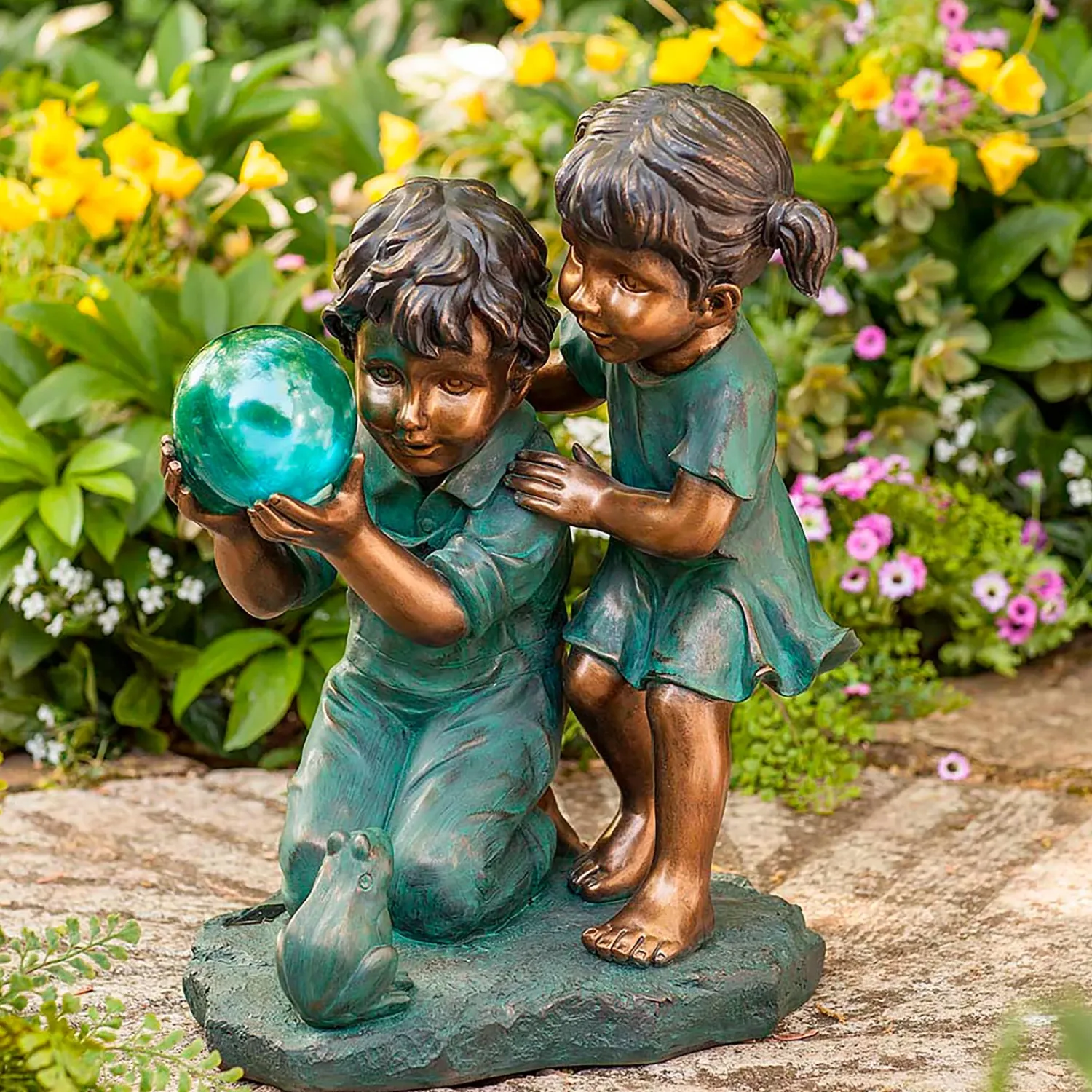 Plow & Hearth Garden Statues|Solar Accents>Children with Solar Ball Sculpture