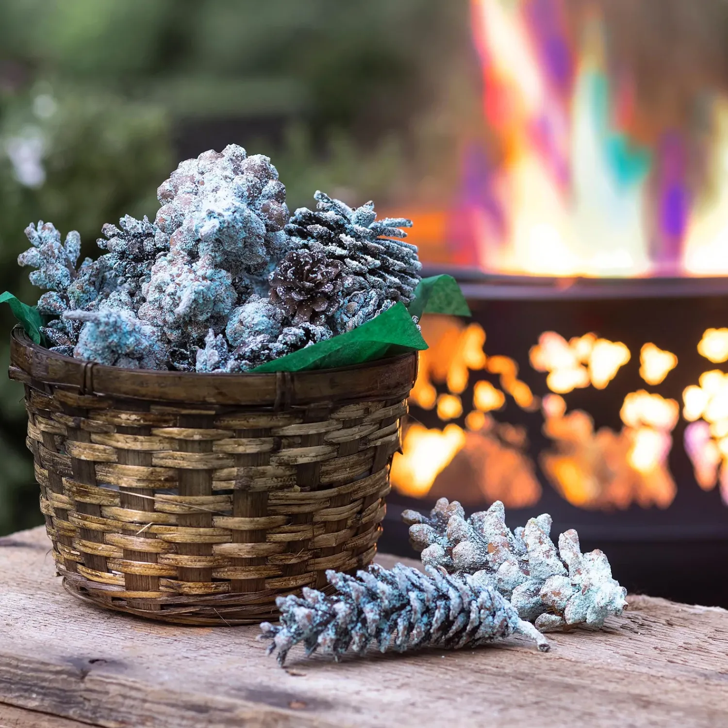 Plow & Hearth Fire Starters & Fatwood>Color-Changing Fireplace Color Cones, 1 lb. in Gift Basket