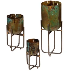 Plow & Hearth Planters & Plant Stands><noscript><img width=