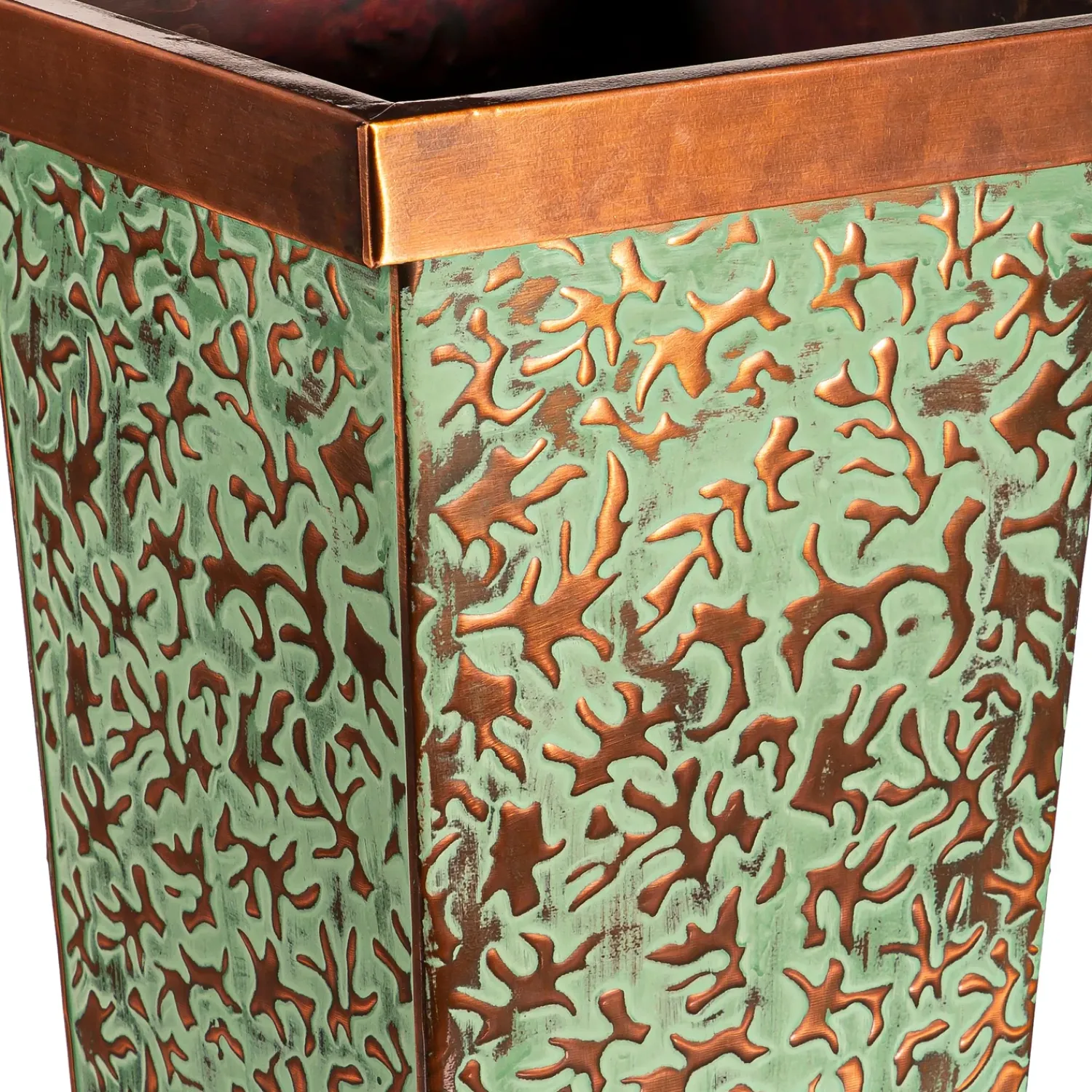 Plow & Hearth Planters & Plant Stands>Embossed Square Door Planter, Nested Set of 2