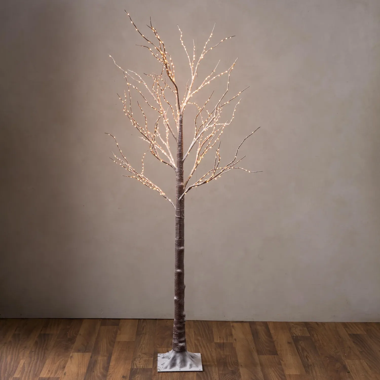 Plow & Hearth Faux Flowers & Plants|Lighted Trees & Garlands>Extra Large Indoor/Outdoor Birch Tree with 750 Warm White Lights Brown