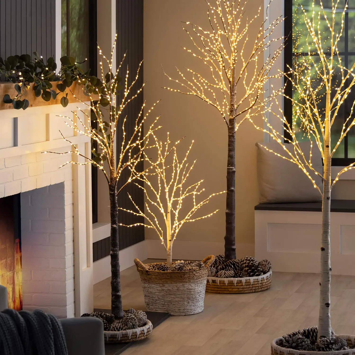 Plow & Hearth Faux Flowers & Plants|Lighted Trees & Garlands>Extra Large Indoor/Outdoor Birch Tree with 750 Warm White Lights Brown