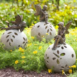 Plow & Hearth Garden Statues|Solar Accents><noscript><img width=