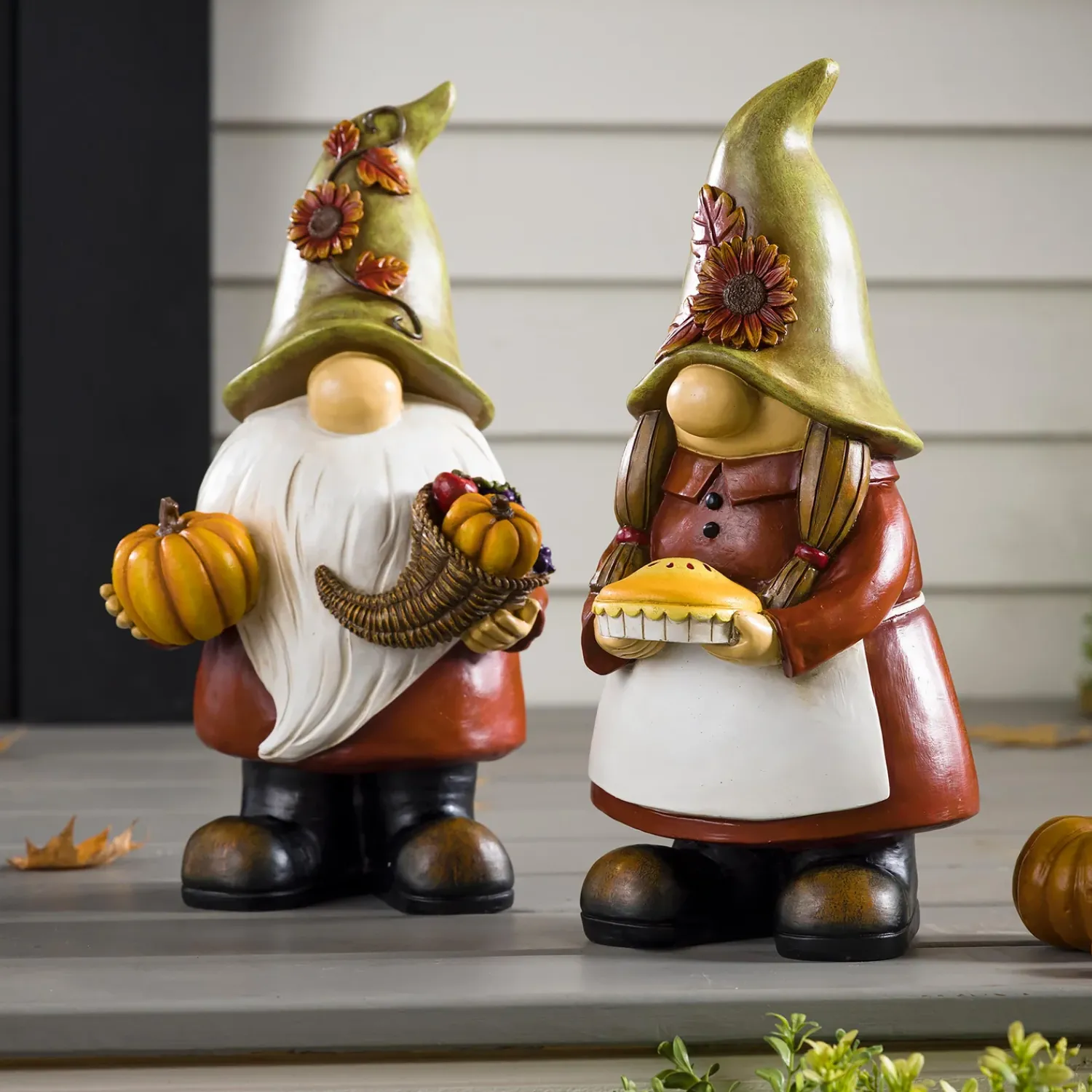 Plow & Hearth Garden Statues>Fall Harvest Garden Gnome Statue