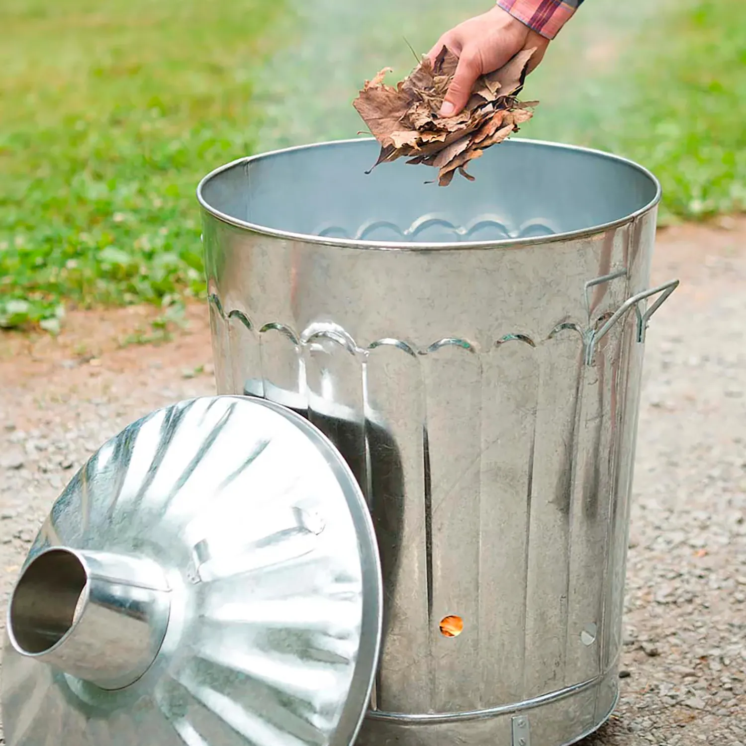 Plow & Hearth Garden Tools & Supplies|Outdoor Clean Up>Galvanized Metal Garden/Home Incinerator Waste Can