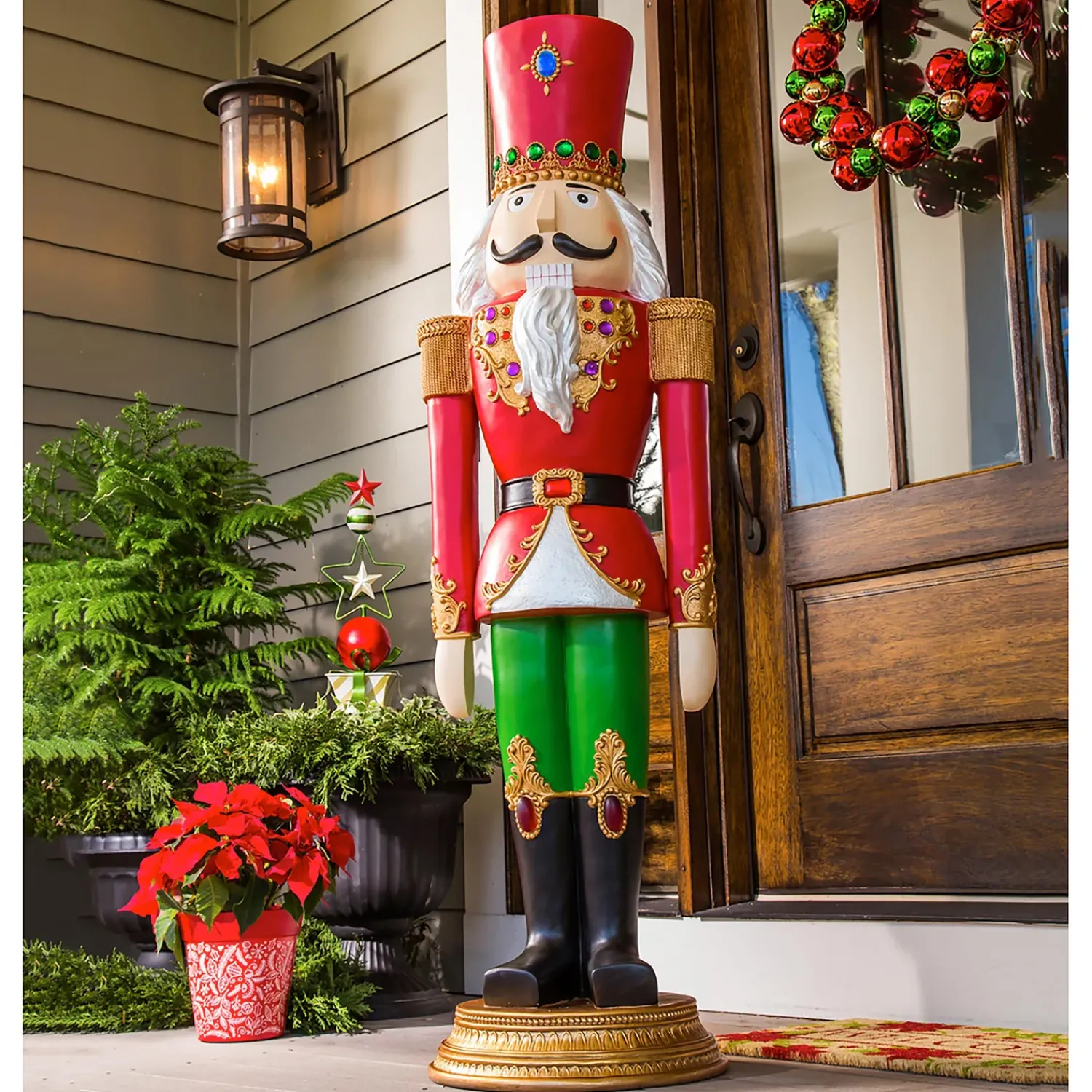 Plow & Hearth Garden Statues>Giant Nutcracker Statue