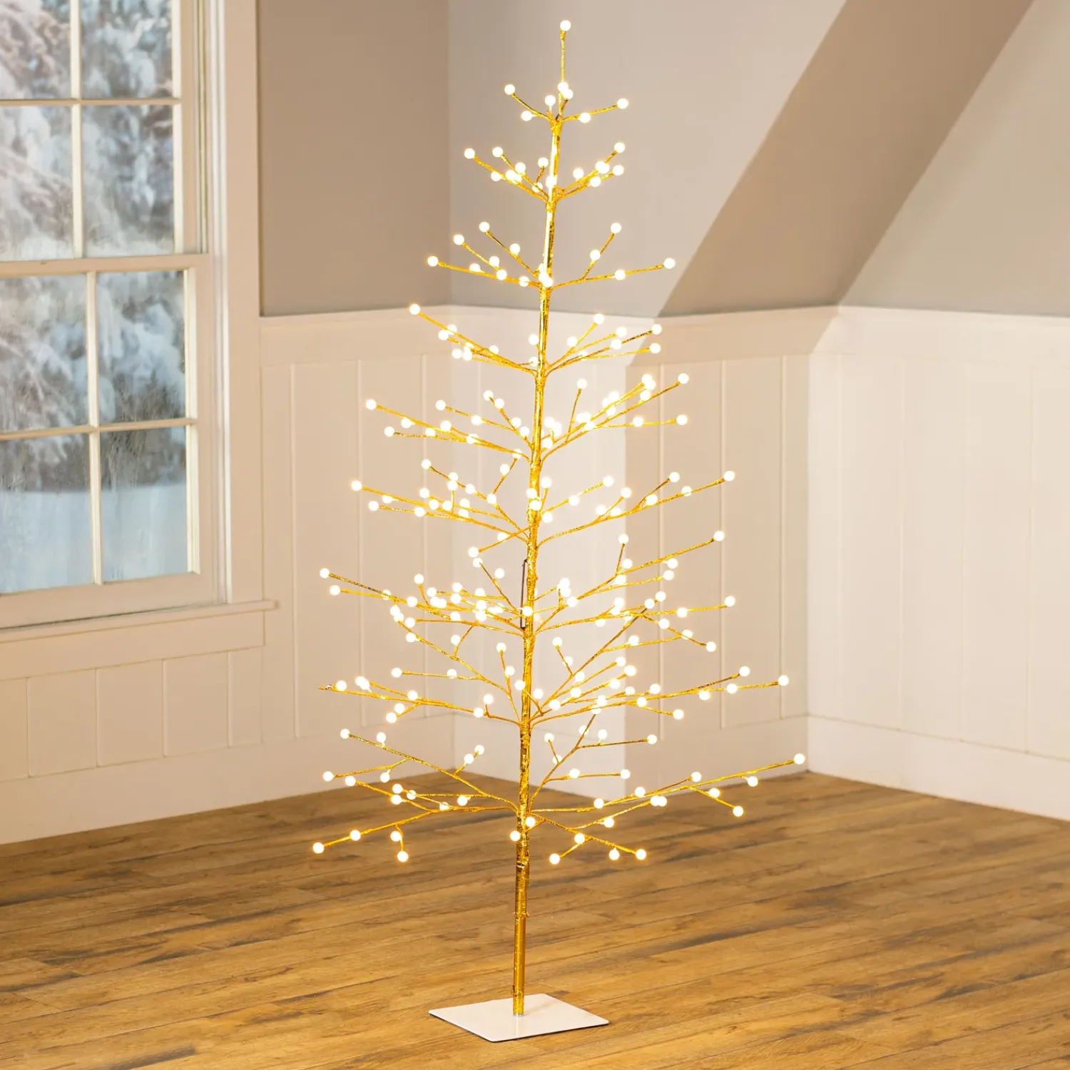 Plow & Hearth Lighted Trees & Garlands>6'H Indoor/Outdoor Gold Metallic Tree with 240 Warm White Lights