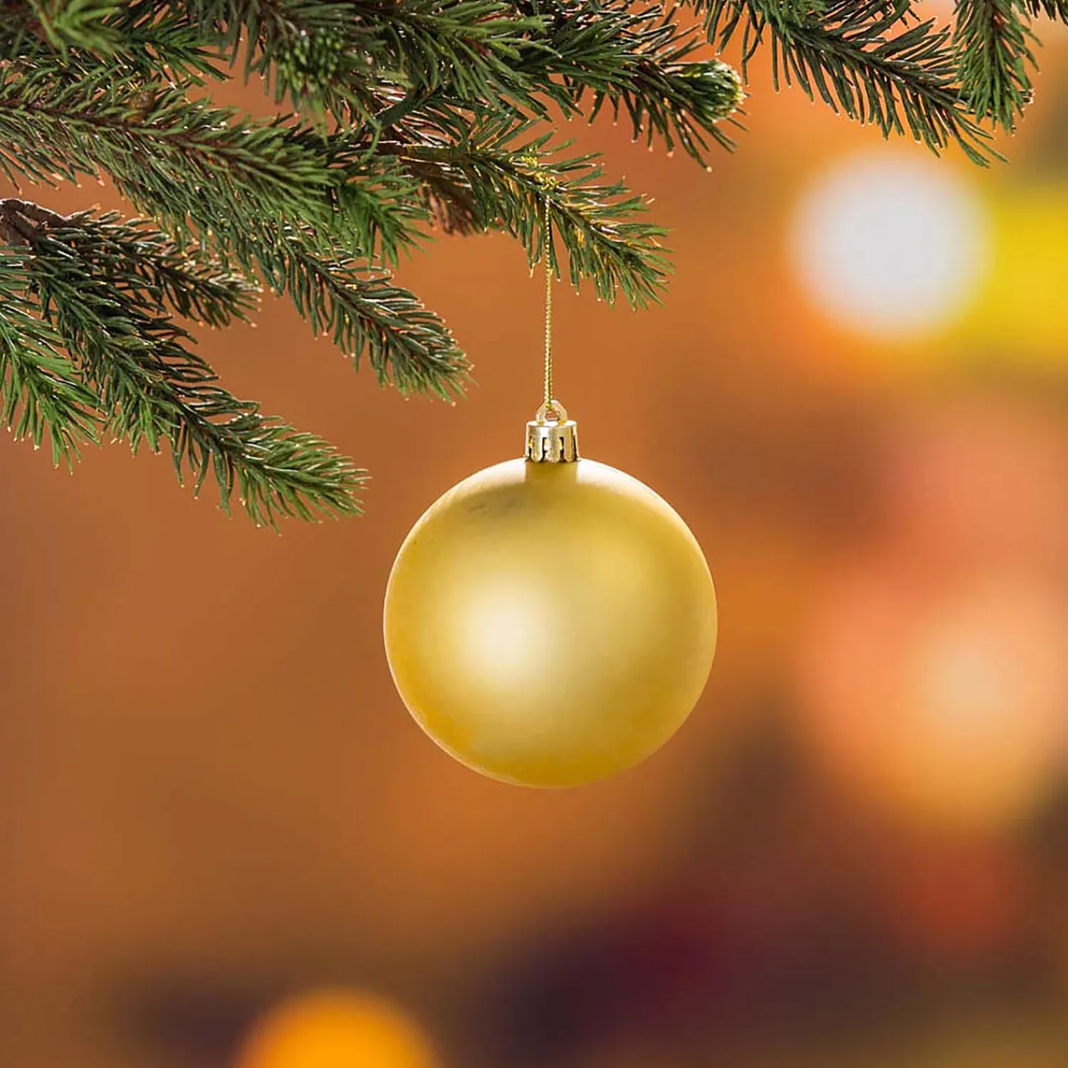 Plow & Hearth Lighted Trees & Garlands|Lighted Accents>Holiday Traditions Complete Christmas Tree Kit with 250 Lights and 140 Decorations, 7½'H