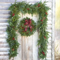 Plow & Hearth Wreaths>Holiday Woodland Evergreens 30"Wreath With Bow