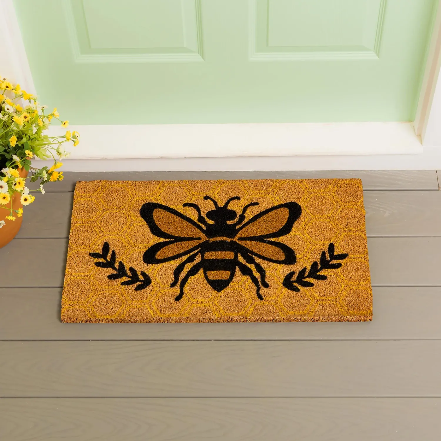 Plow & Hearth Coir Mats>Honeycomb Bee Coir Mat