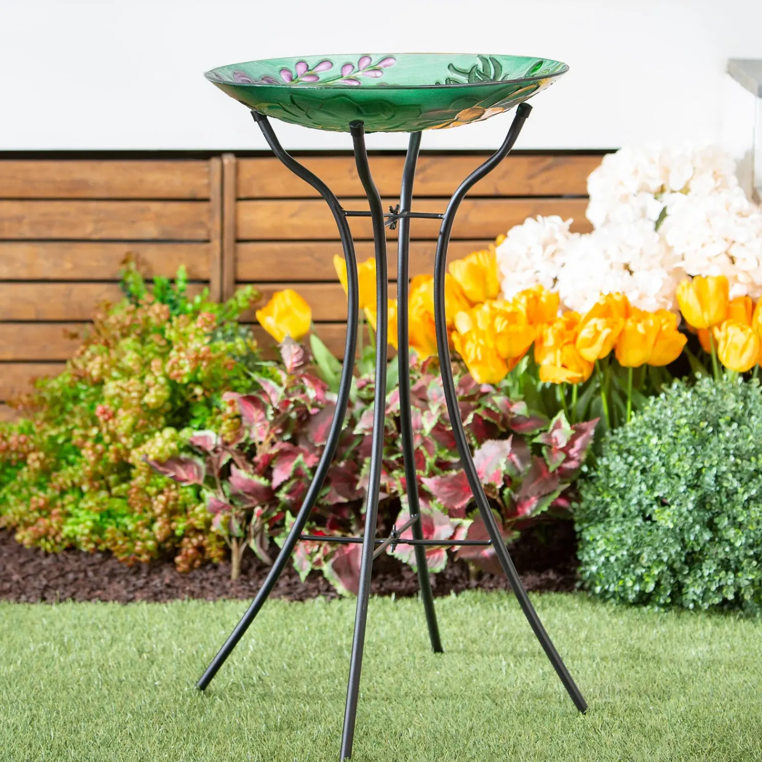 Plow & Hearth Birdbaths>Hourglass Shape Metal Bird Bath Stand