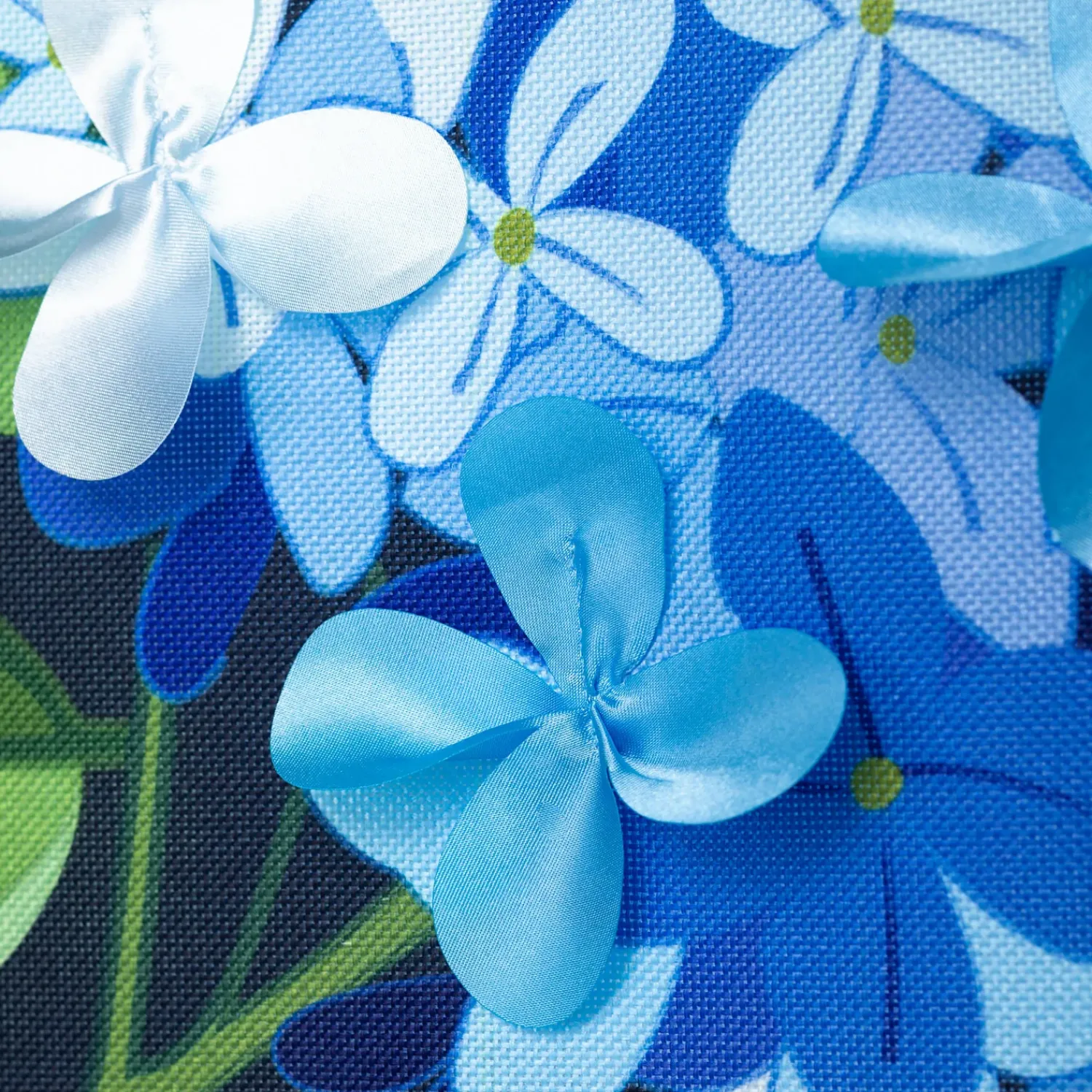Plow & Hearth House & Estate Flags>Hydrangea Welcome Estate Flag