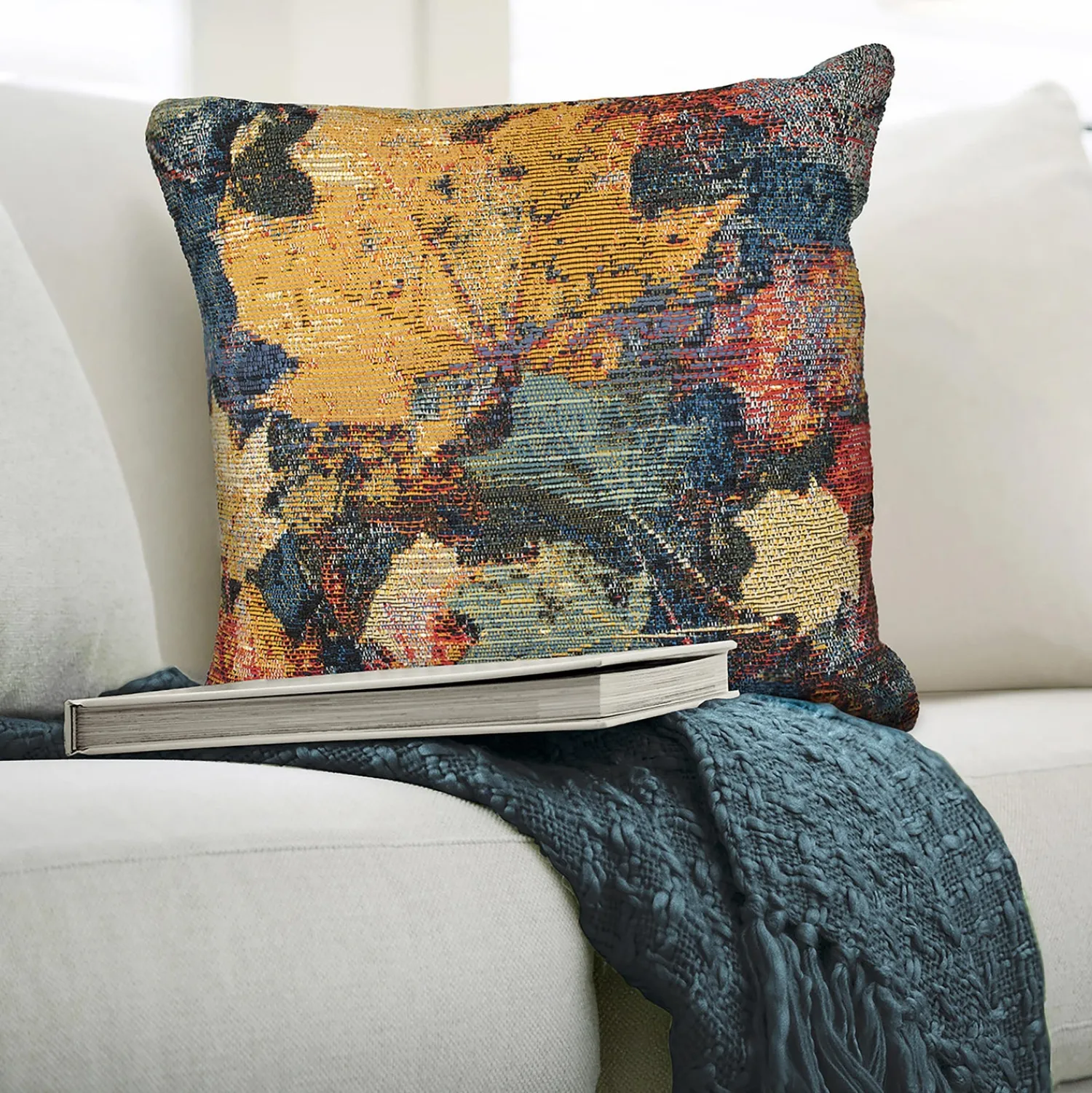 Plow & Hearth Outdoor Throw Pillows|Decorative Pillows>Indoor/Outdoor Autumn Leaves Polypropylene Throw Pillow