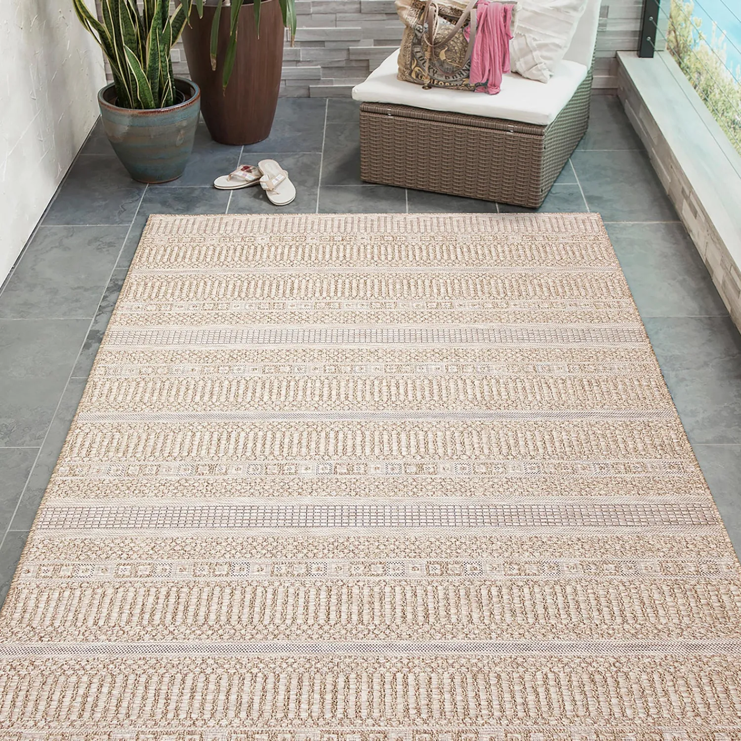 Plow & Hearth Area Rugs>Indoor/Outdoor Beachcomber Striped Rug, 7'10" x 9'10" Natural