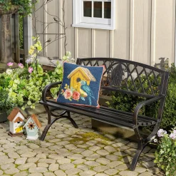 Plow & Hearth Outdoor Throw Pillows|Decorative Pillows>Indoor/Outdoor Birdhouse Hooked Polypropylene Throw Pillow