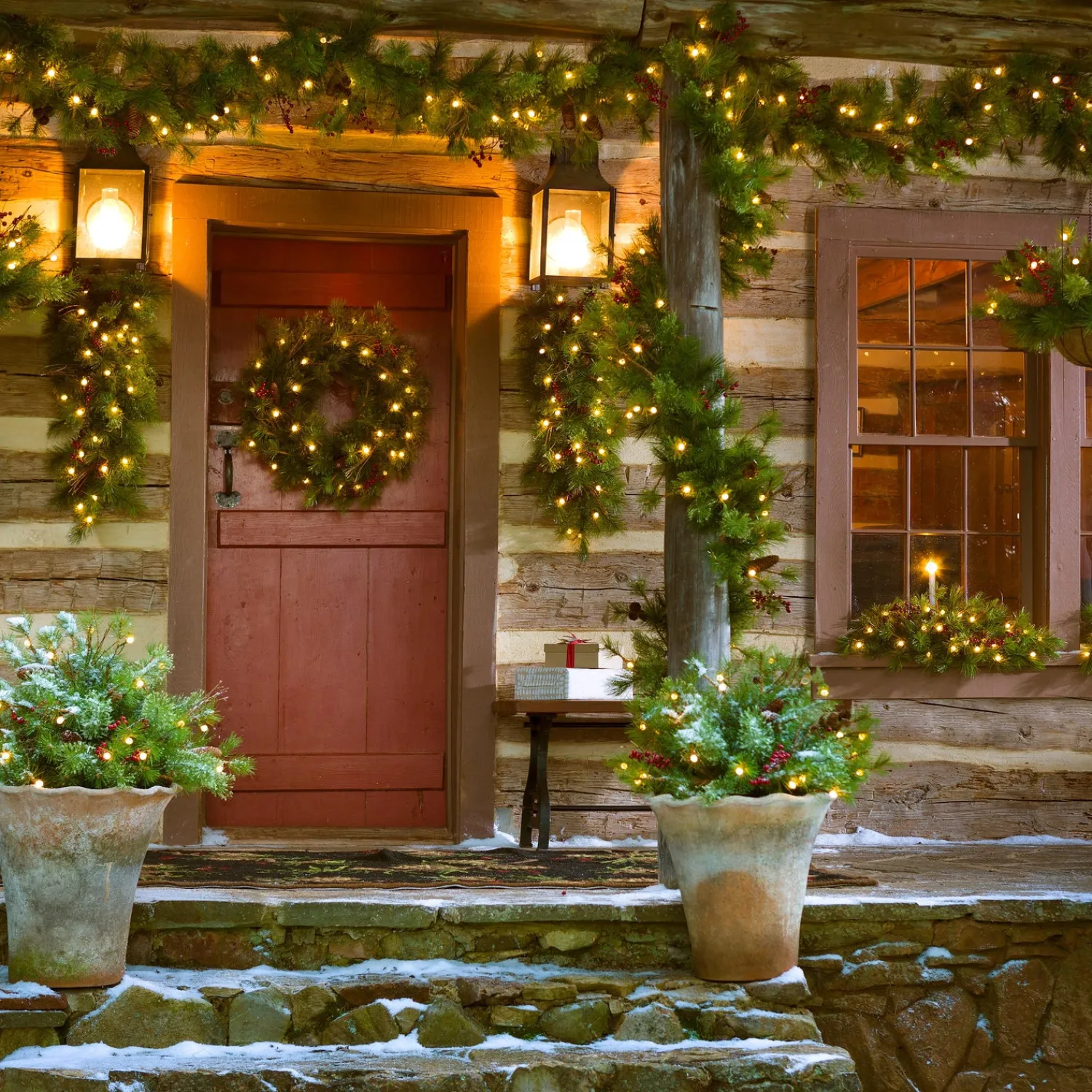 Plow & Hearth Lighted Trees & Garlands|Lighted Garden Decorations>Indoor/Outdoor Blue Ridge Teardrop Swag with Battery-Operated Dual-Function Lights