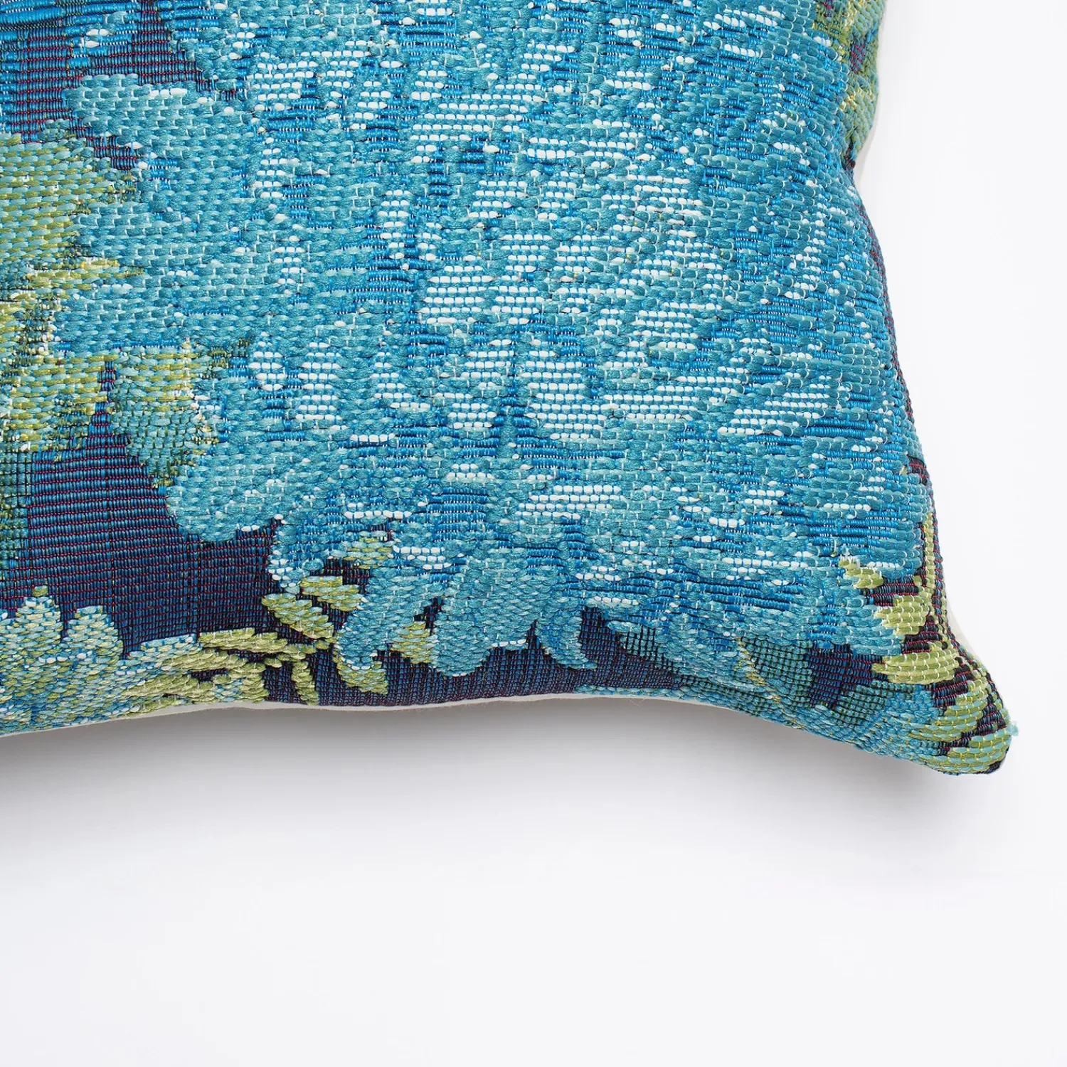 Plow & Hearth Outdoor Throw Pillows|Decorative Pillows>Indoor/Outdoor Chrysanthemum Polypropylene Throw Pillow