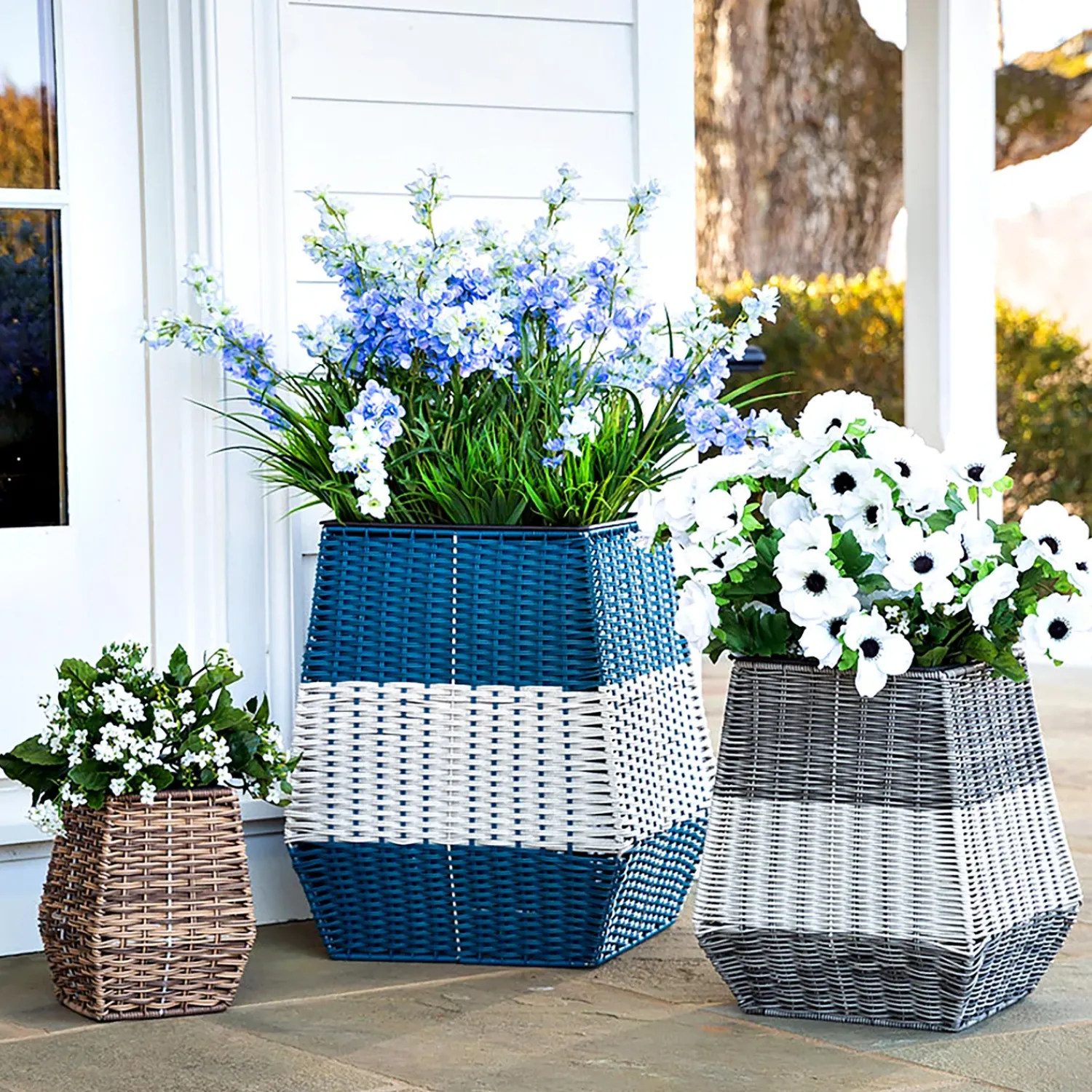 Plow & Hearth Planters & Plant Stands>Indoor/Outdoor Coastal Wicker Planters, Set of 3