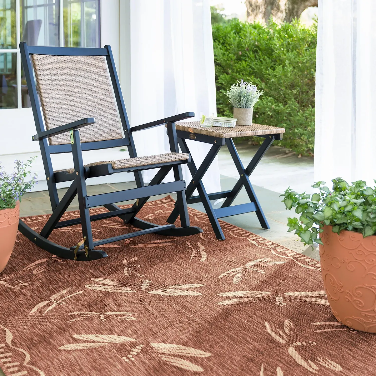 Plow & Hearth Area Rugs>Indoor/Outdoor Dragonfly Rug, 4'10" x 7'6"