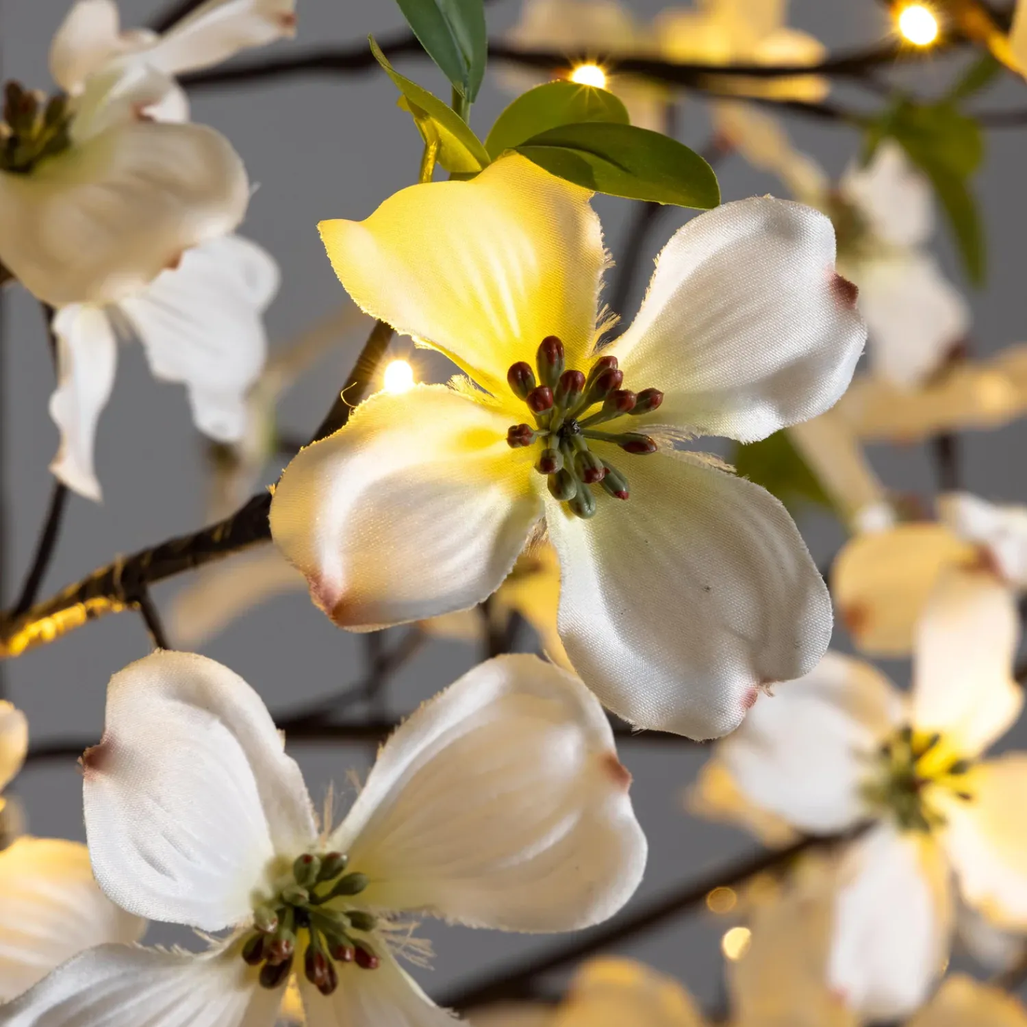 Plow & Hearth Lighted Trees & Garlands>Indoor/Outdoor Electric Lighted Faux Dogwood Tree, 6' Tall