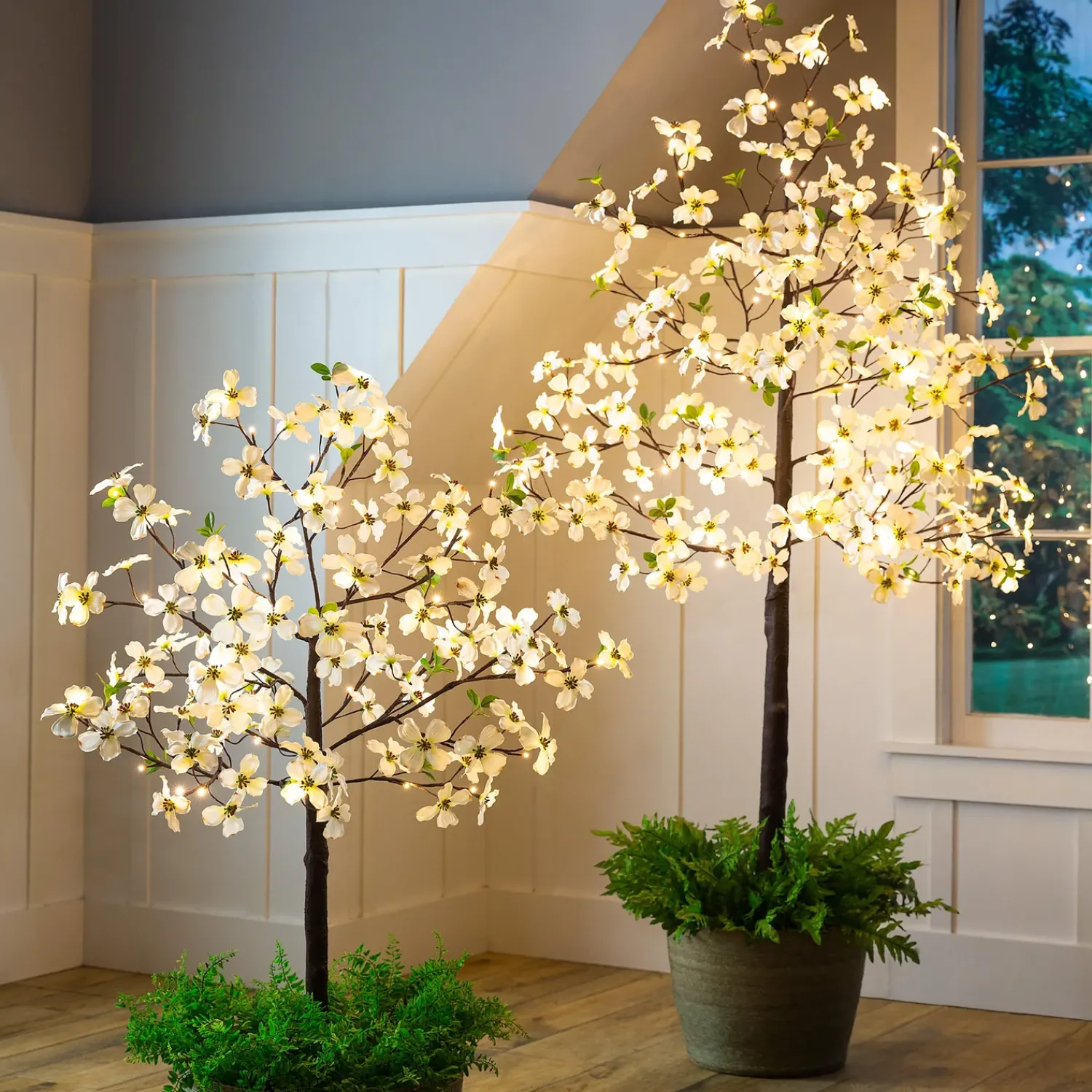 Plow & Hearth Lighted Trees & Garlands>Indoor/Outdoor Electric Lighted Faux Dogwood Tree, 6' Tall
