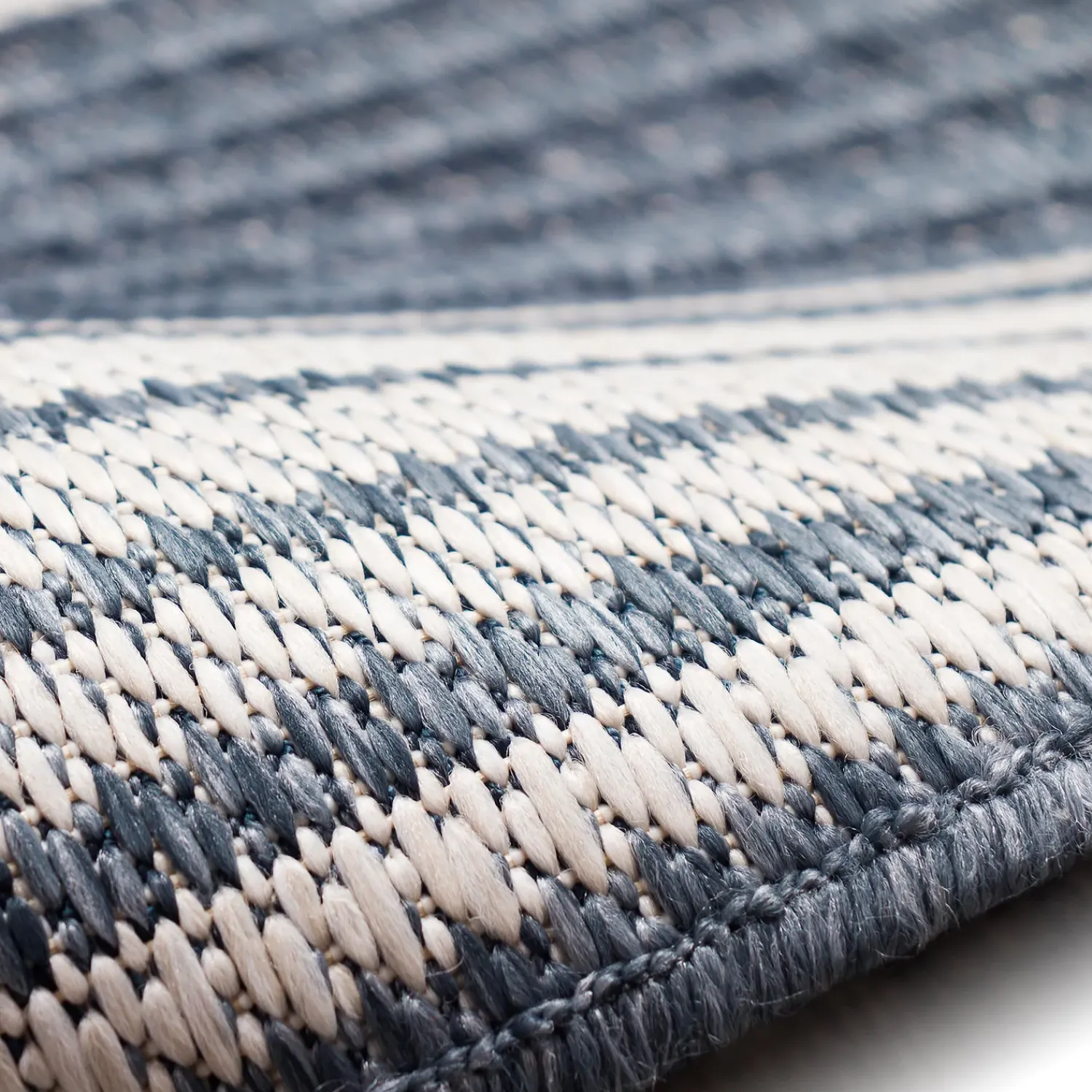Plow & Hearth Area Rugs>Indoor/Outdoor Honey Bees Rug, 7'10" x 9'10" Navy