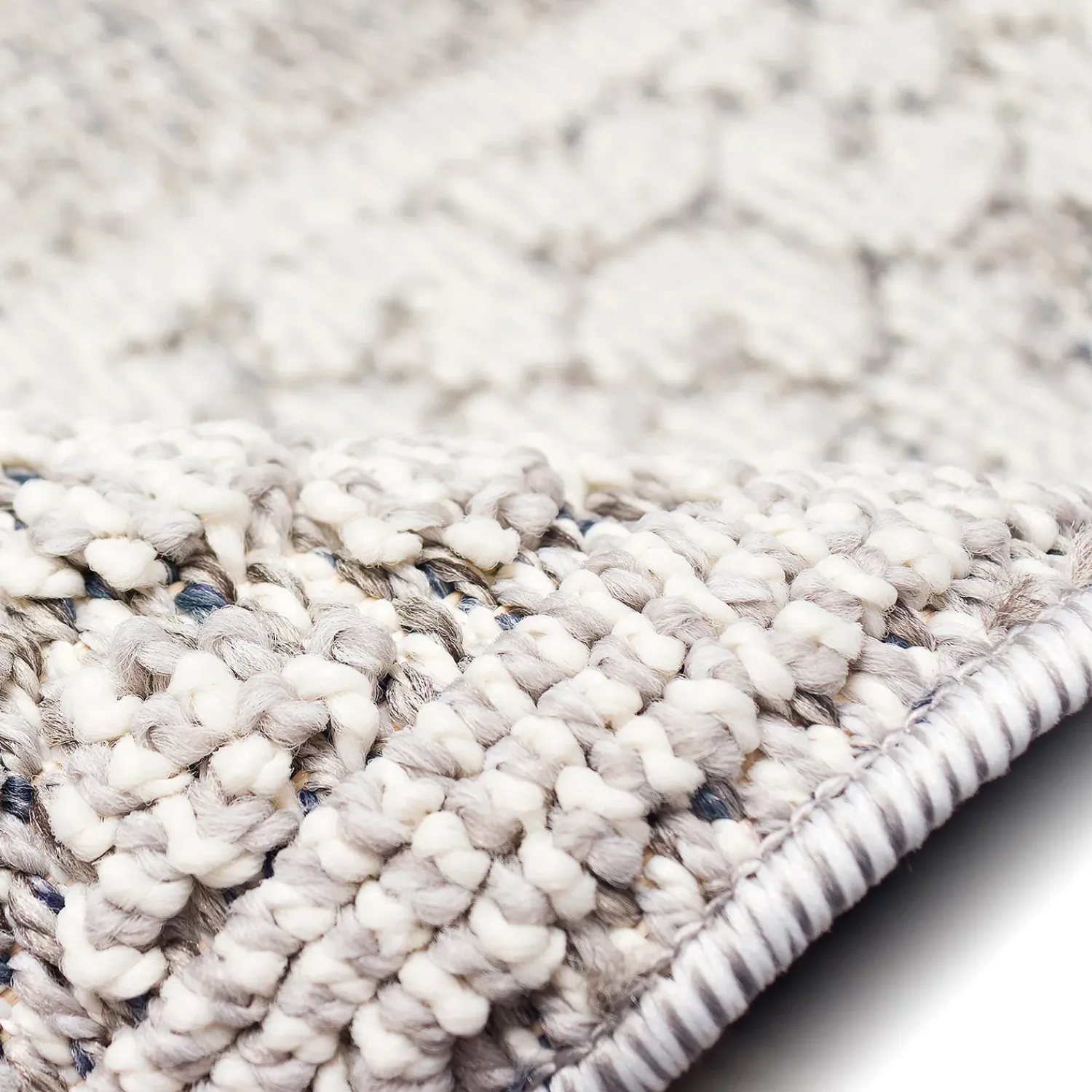 Plow & Hearth Area Rugs>Indoor/Outdoor Kitty Hawk Border Rug, 5'3" x 7'3"