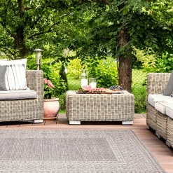 Plow & Hearth Area Rugs>Indoor/Outdoor Kitty Hawk Border Rug, 6'9" x 9'4"