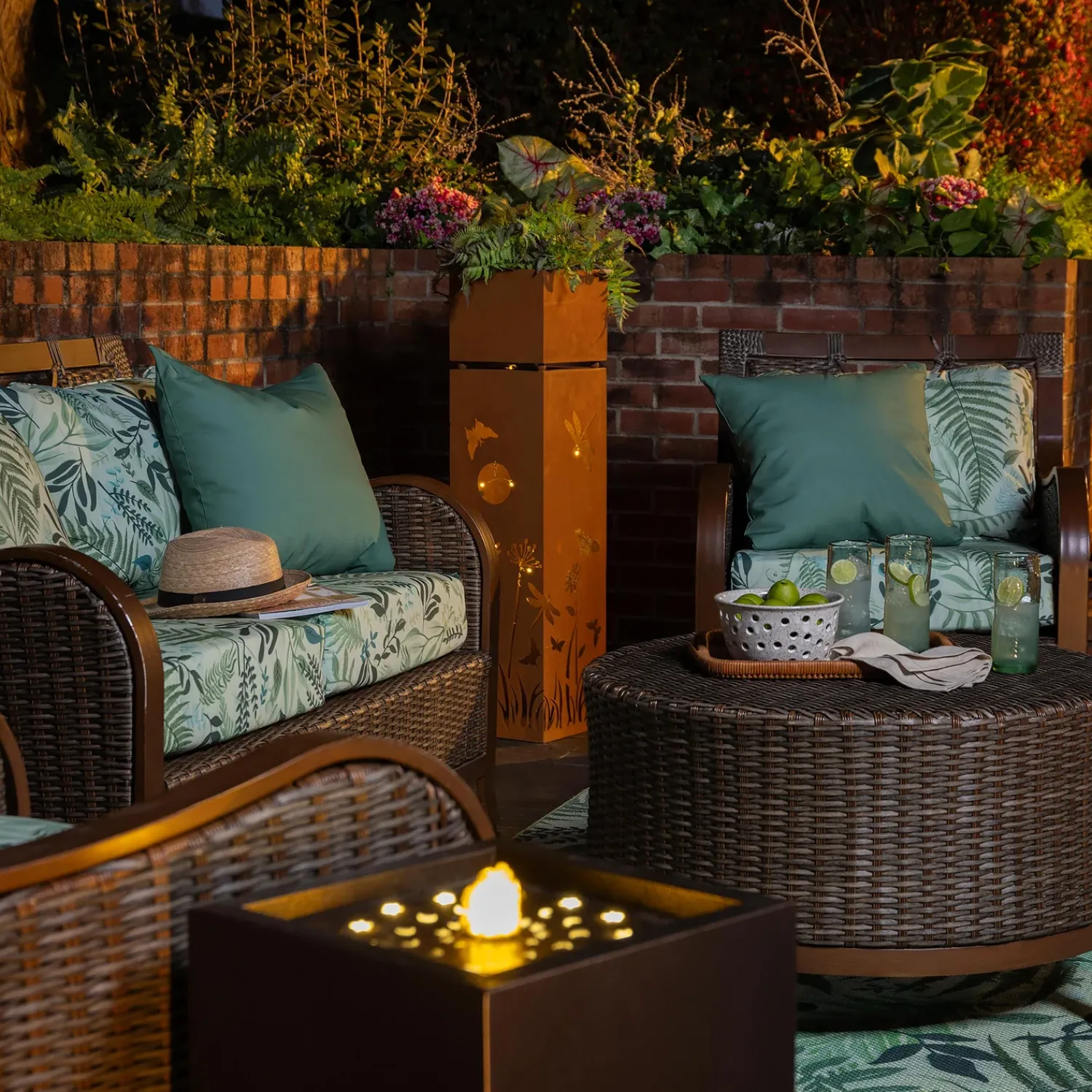 Plow & Hearth Planters & Plant Stands>Indoor/Outdoor Lighted Metal Planter with Dragonfly Design