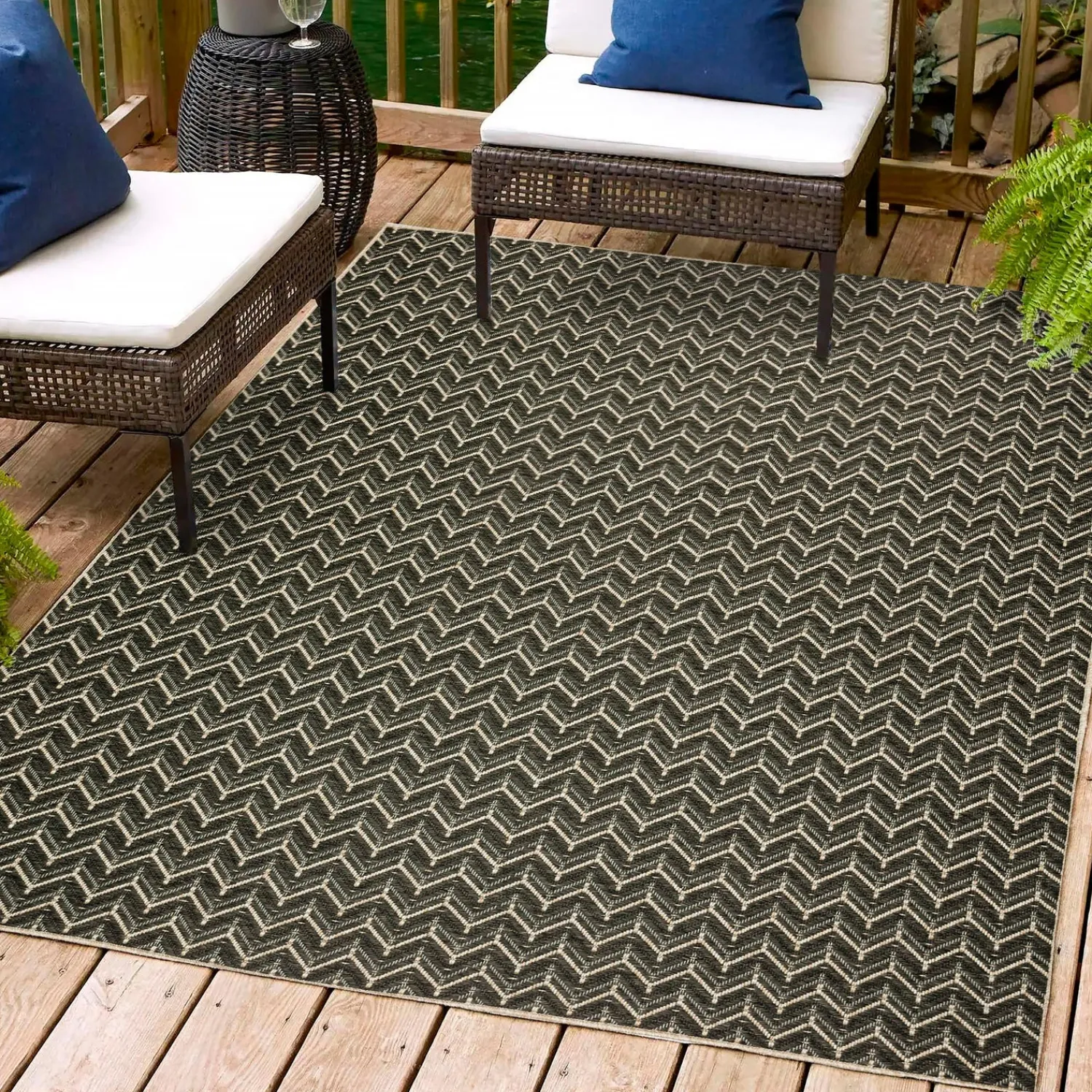 Plow & Hearth Area Rugs>Indoor/Outdoor Santa Anna Chevron Rug, 20" x 30"