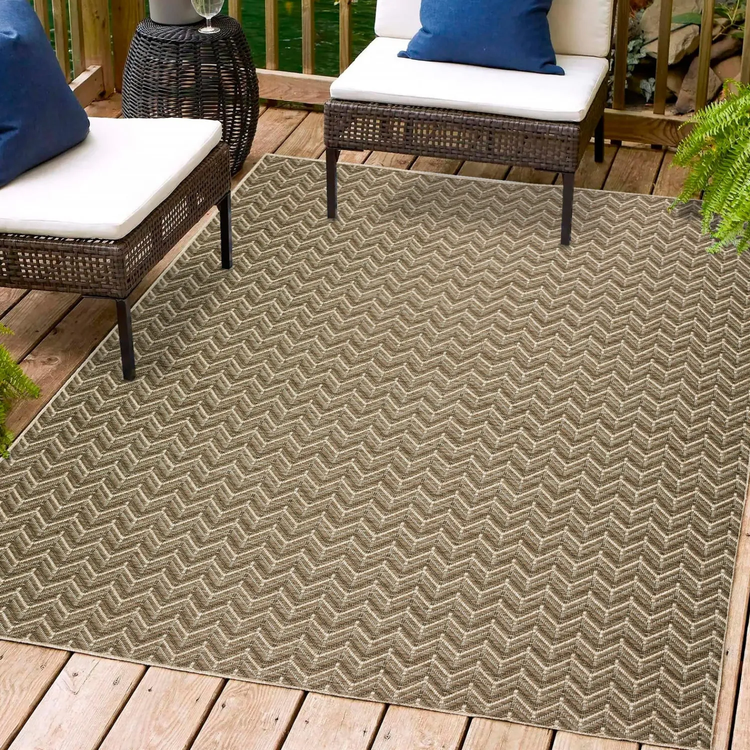 Plow & Hearth Area Rugs>Indoor/Outdoor Santa Anna Chevron Rug, 20" x 30"