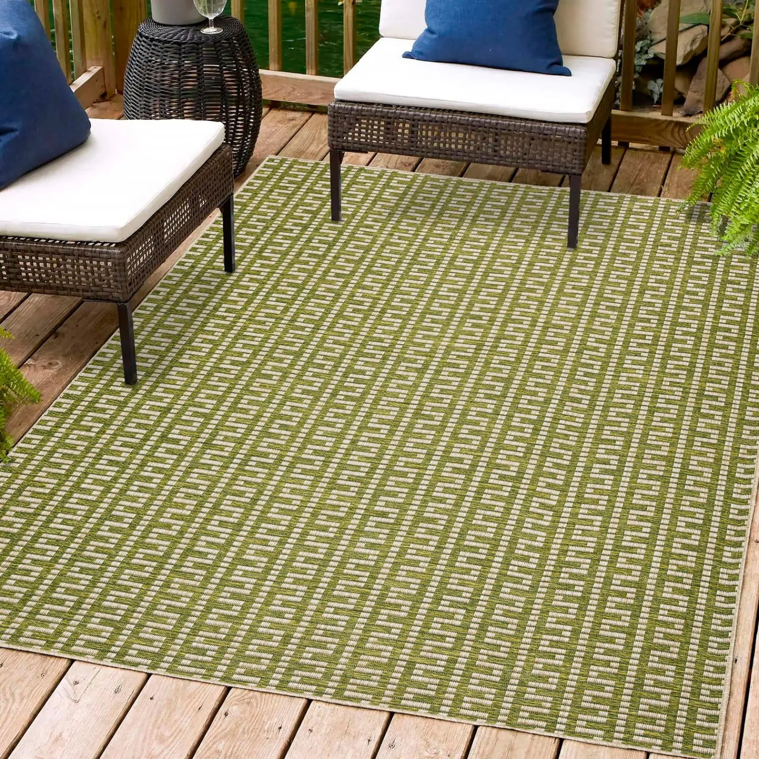 Plow & Hearth Area Rugs>Indoor/Outdoor Santa Anna Tribal Rug, 20" x 30"