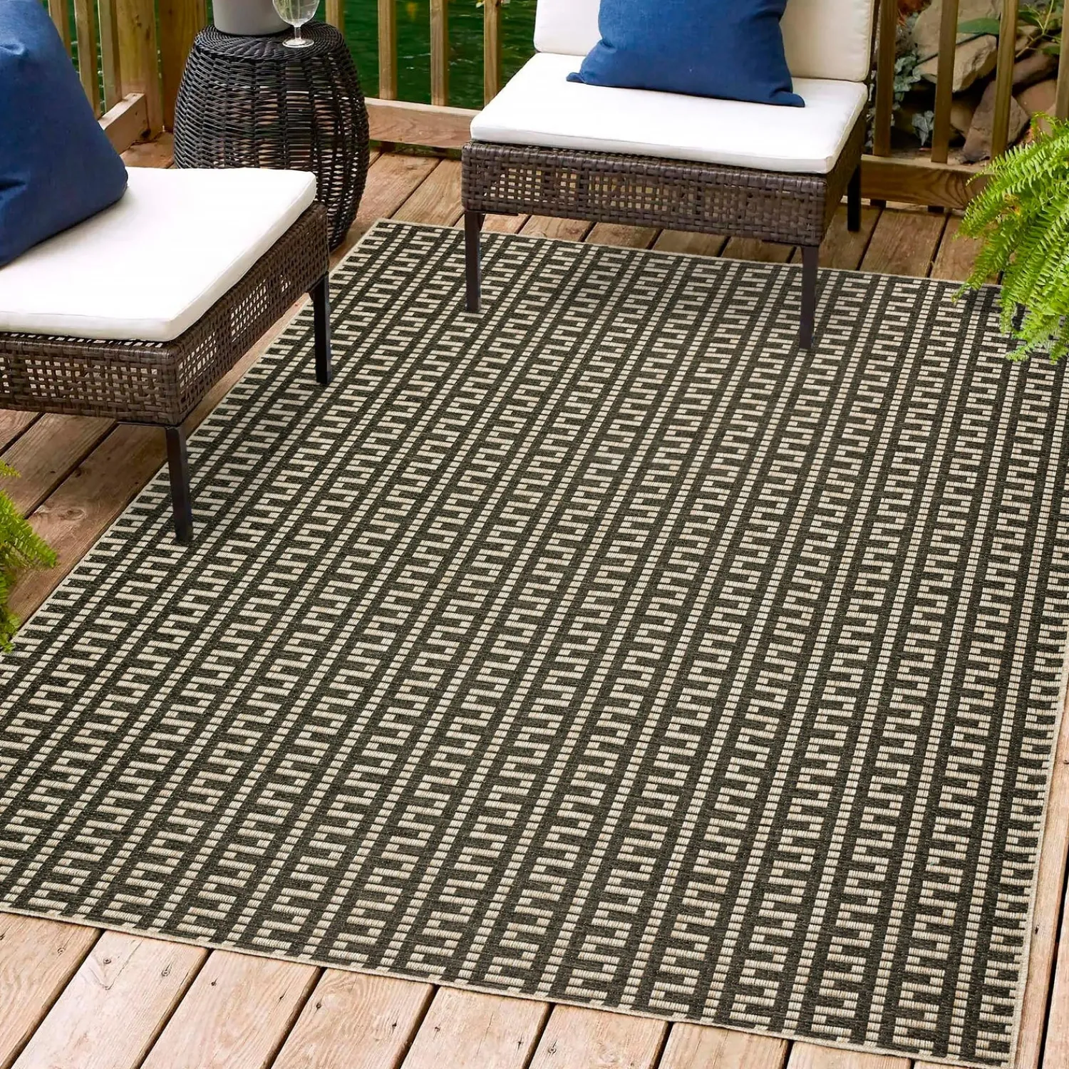 Plow & Hearth Area Rugs>Indoor/Outdoor Santa Anna Tribal Rug, 20" x 30"