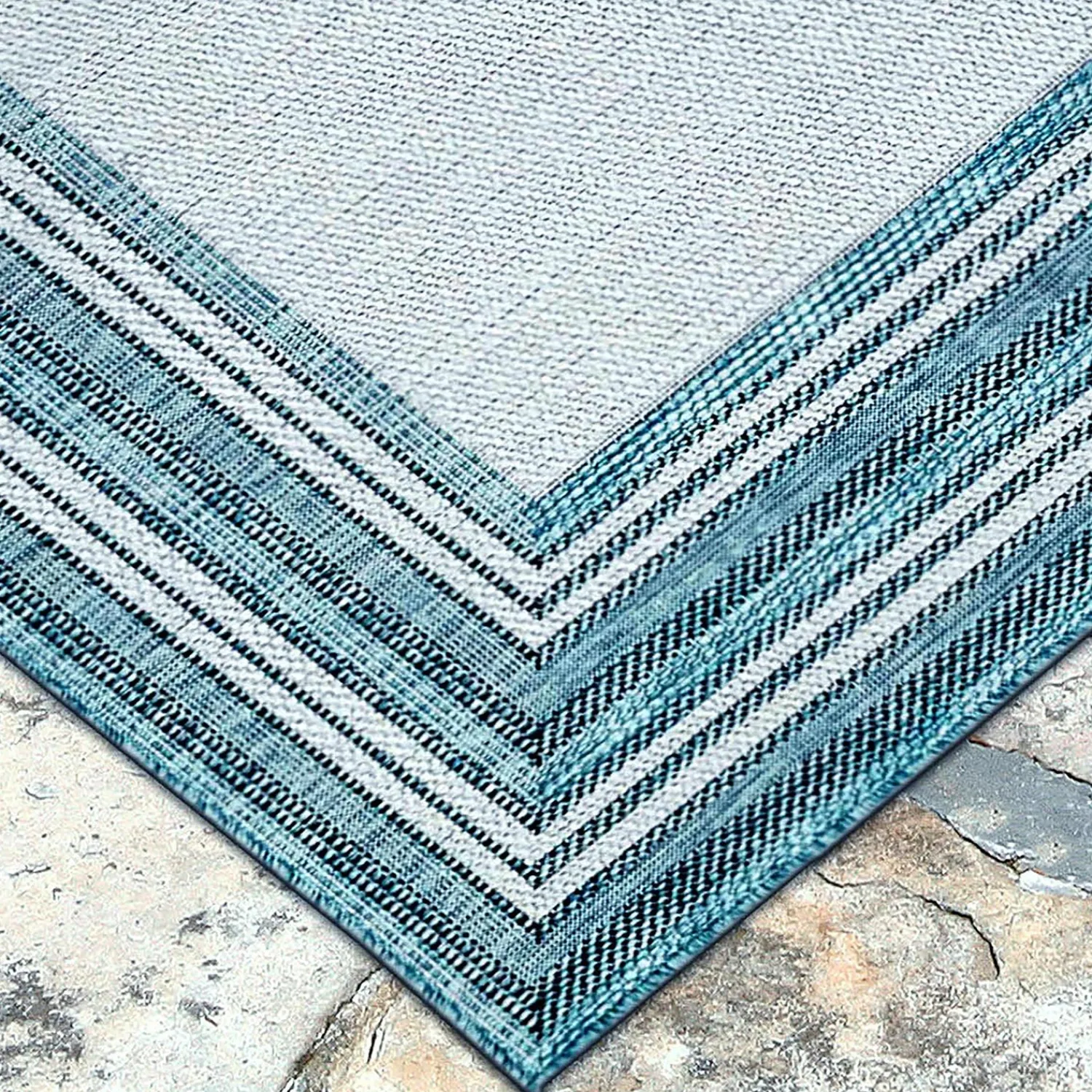 Plow & Hearth Runners>Indoor/Outdoor Textured Polypropylene Border Runner, 23" x 7'6"