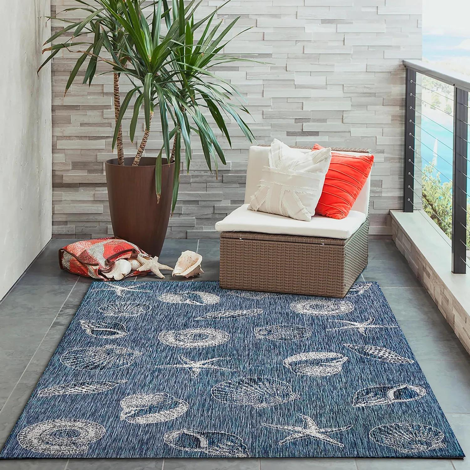Plow & Hearth Area Rugs>Indoor/Outdoor Textured Shells Polypropylene Rug, 4'10" x 7'6"