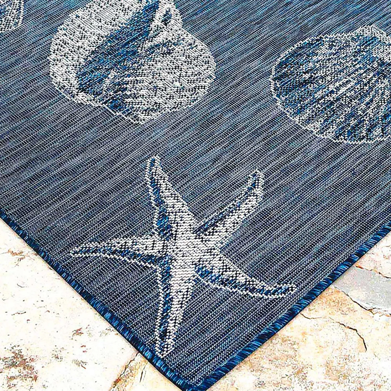 Plow & Hearth Area Rugs>Indoor/Outdoor Textured Shells Polypropylene Rug, 4'10" x 7'6"