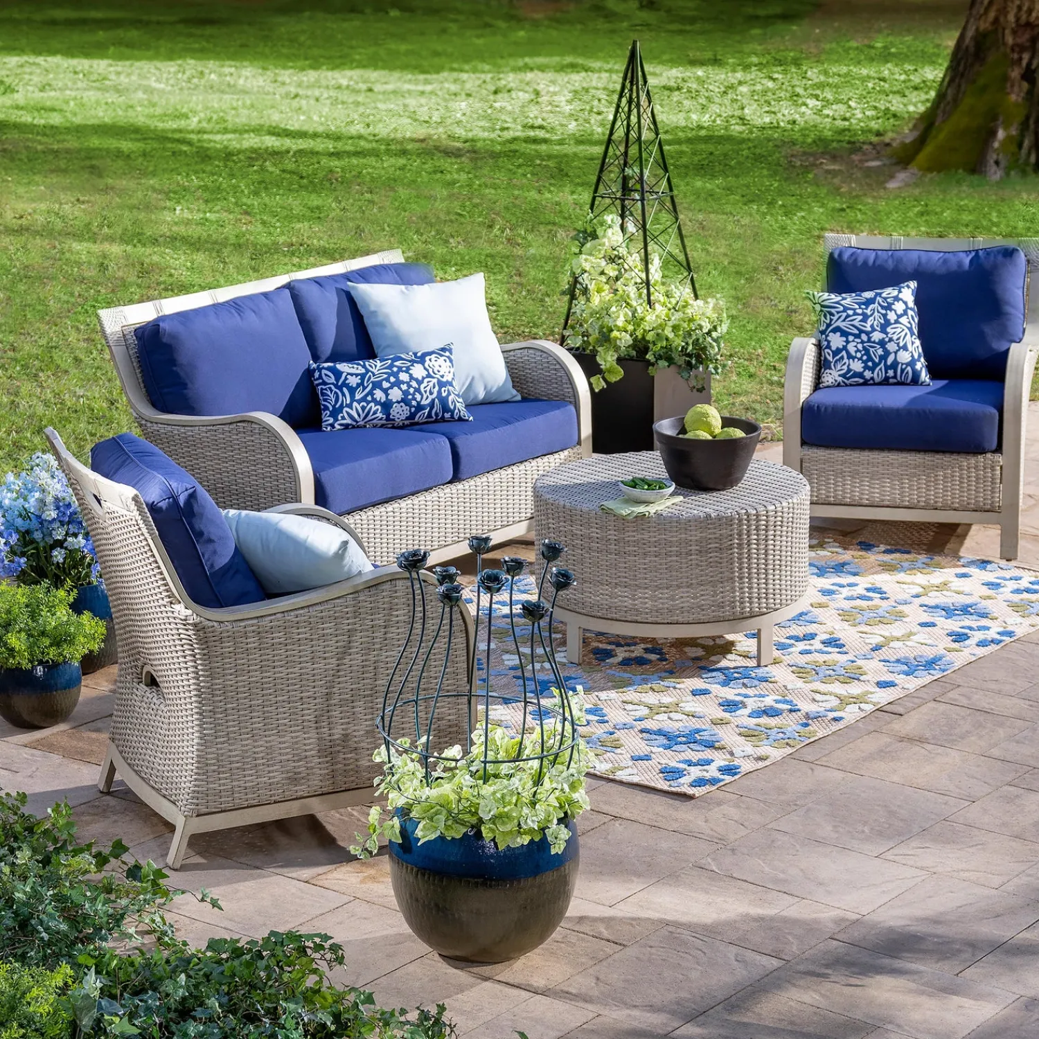Plow & Hearth Planters & Plant Stands>Indoor/Outdoor Two-Tone Round Planters, Set of 3