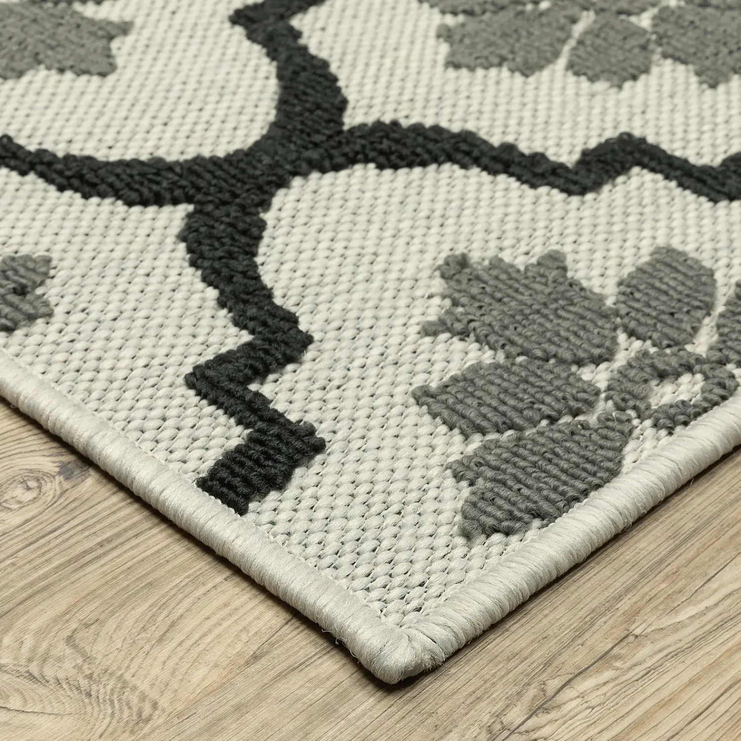 Plow & Hearth Area Rugs>Indoor/Outdoor York Tilework Polypropylene Runner, 1'10" x 7'3" Blue/Green