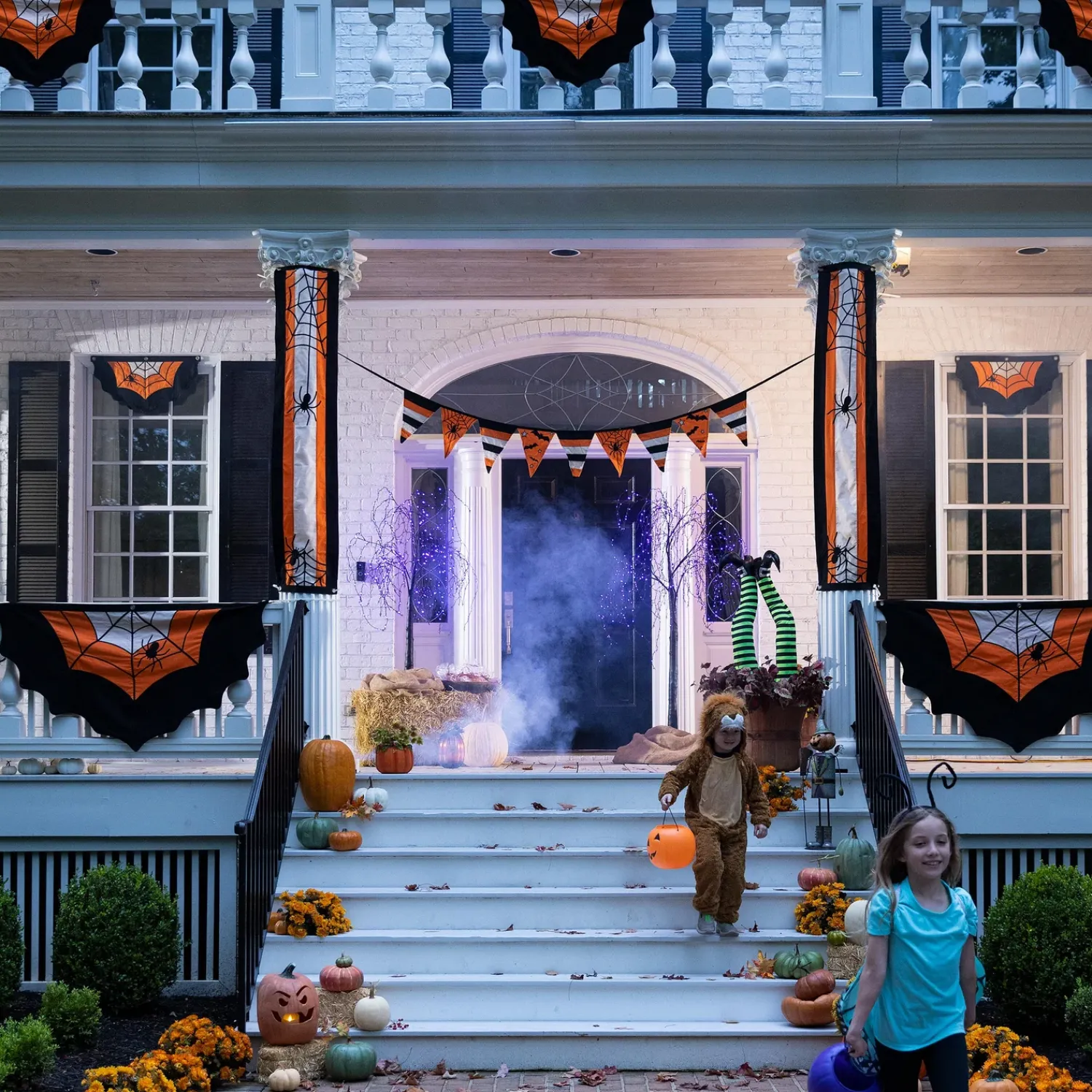 Plow & Hearth Bunting & Banners>Large Halloween Spider Web Cotton Bunting