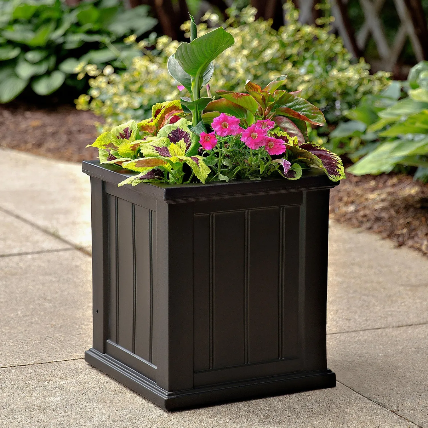 Plow & Hearth Planters & Plant Stands>Lexington Self-Watering Planter, 16" sq.