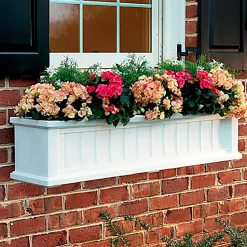 Plow & Hearth Planters & Plant Stands>Lexington Self-Watering Window Box with Hanging Brackets, 3'L Black