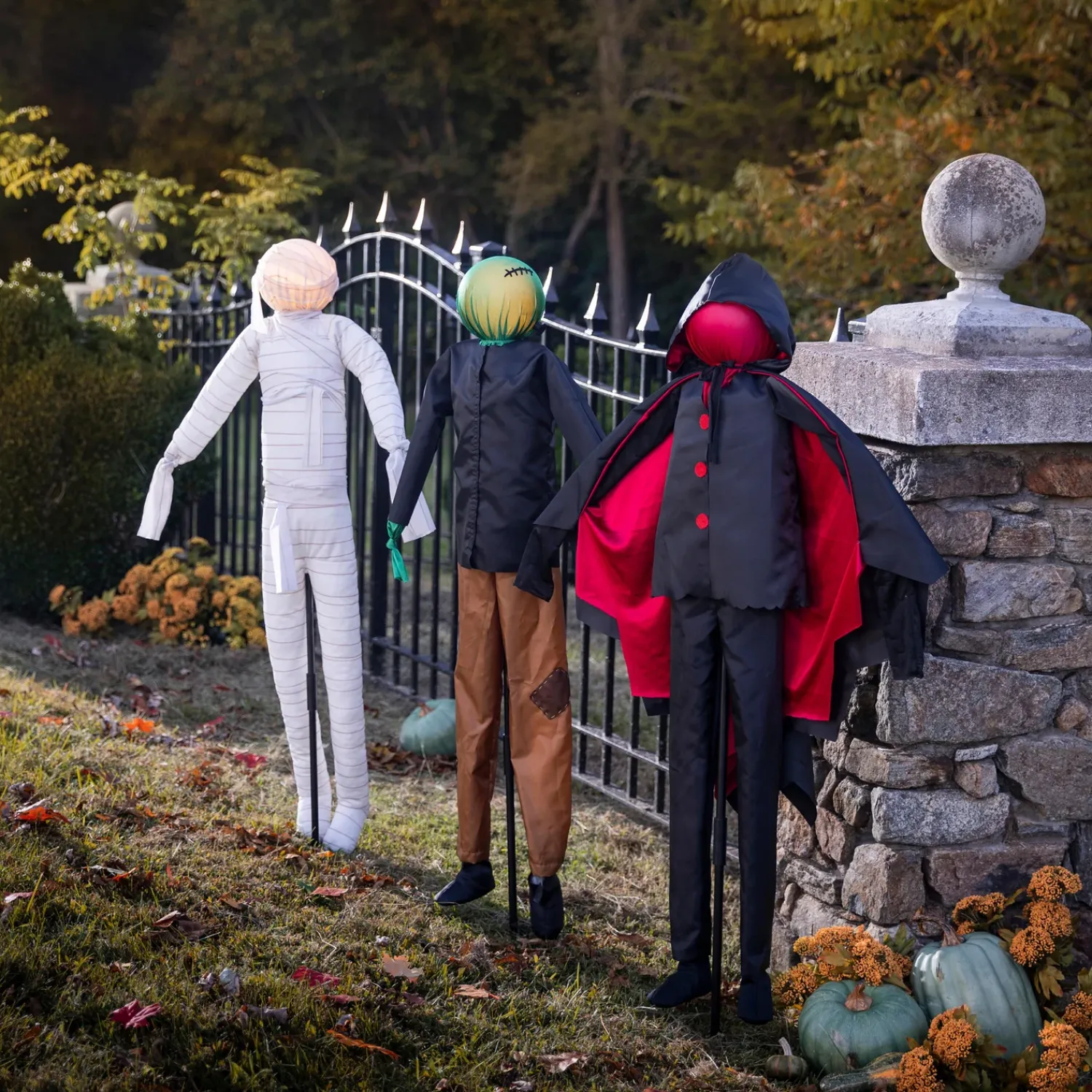 Plow & Hearth Garden Stakes|Lighted Garden Decorations>Lighted Monster Stakes, Set of 3