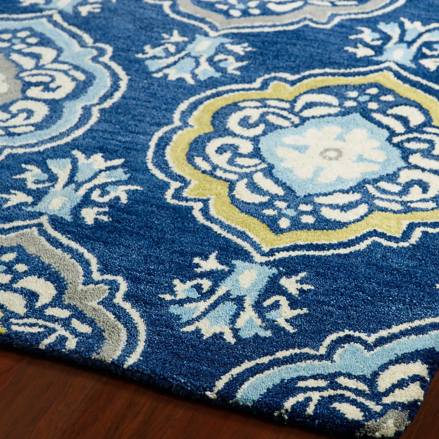 Plow & Hearth Area Rugs>Meadow Perennial Wool Rug, 5' x 7'9"