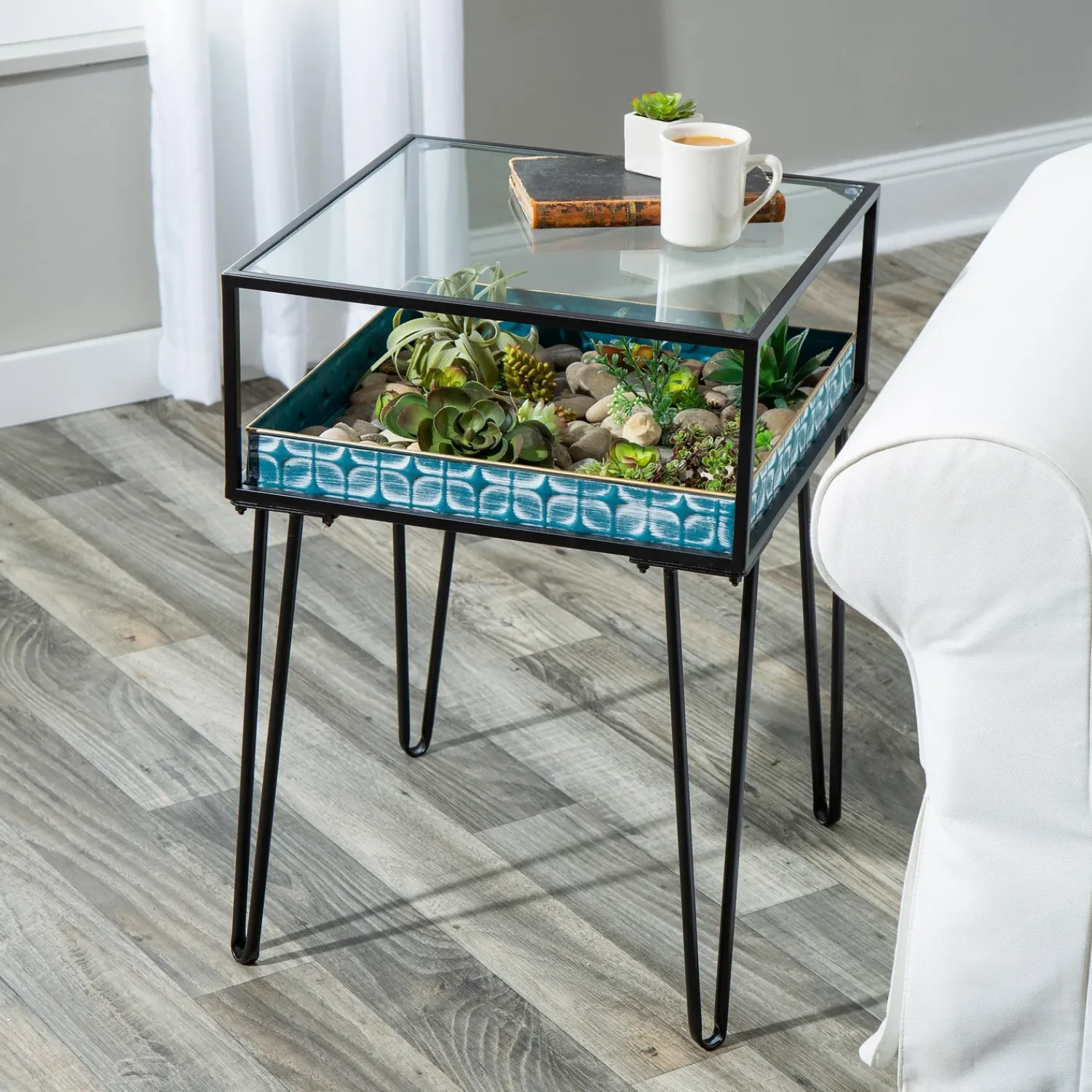 Plow & Hearth Accent Tables|Outdoor Side Tables>Metal Table with Glass Top and Teal Metal Planter Dish