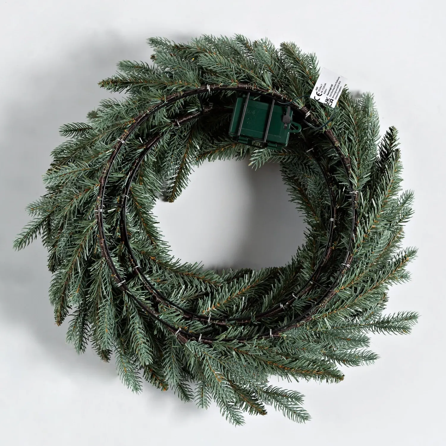 Plow & Hearth Wreaths>Misty Pine Lighted Holiday Wreath