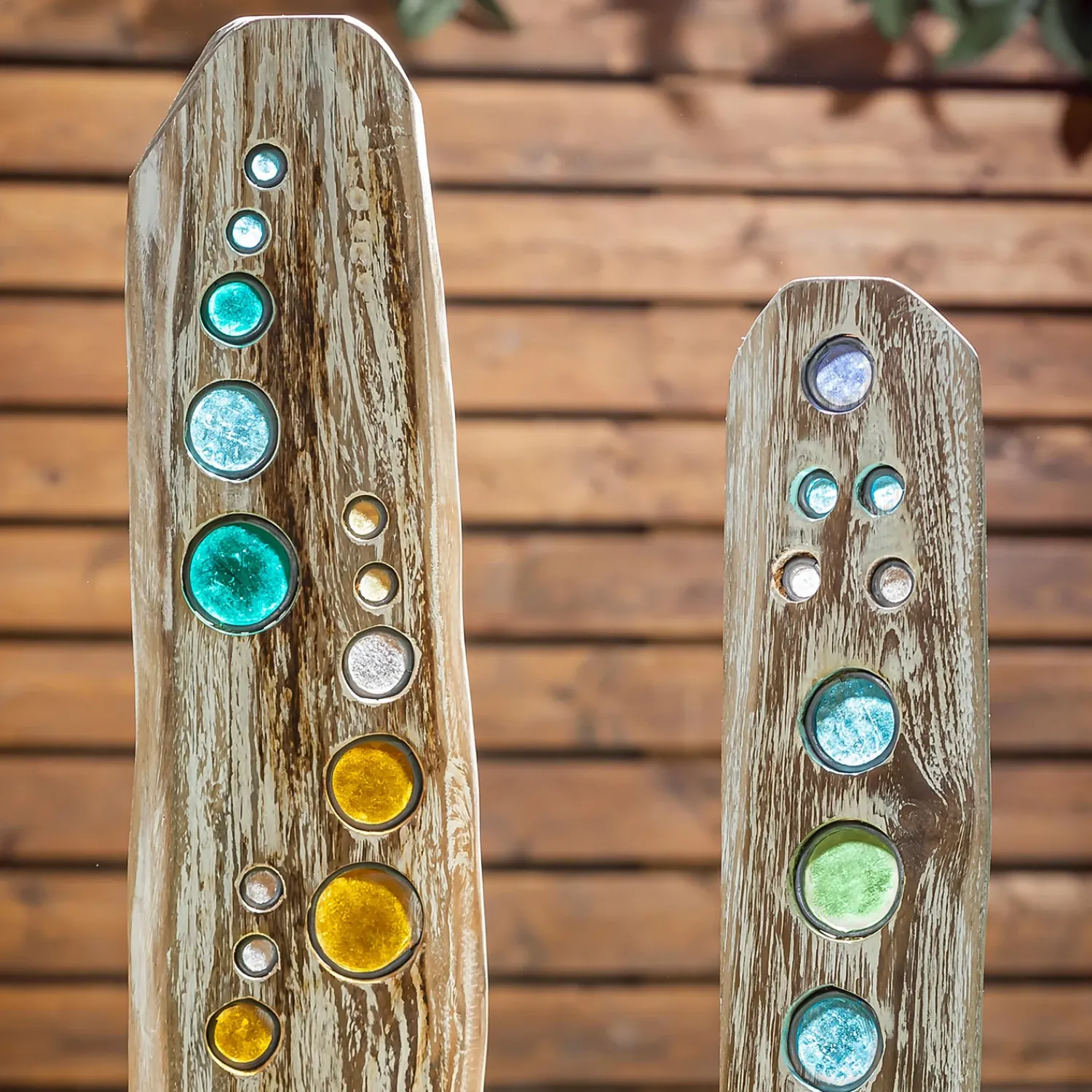 Plow & Hearth Garden Statues|Garden Stakes>Natural Driftwood Colorful Glass Statuary