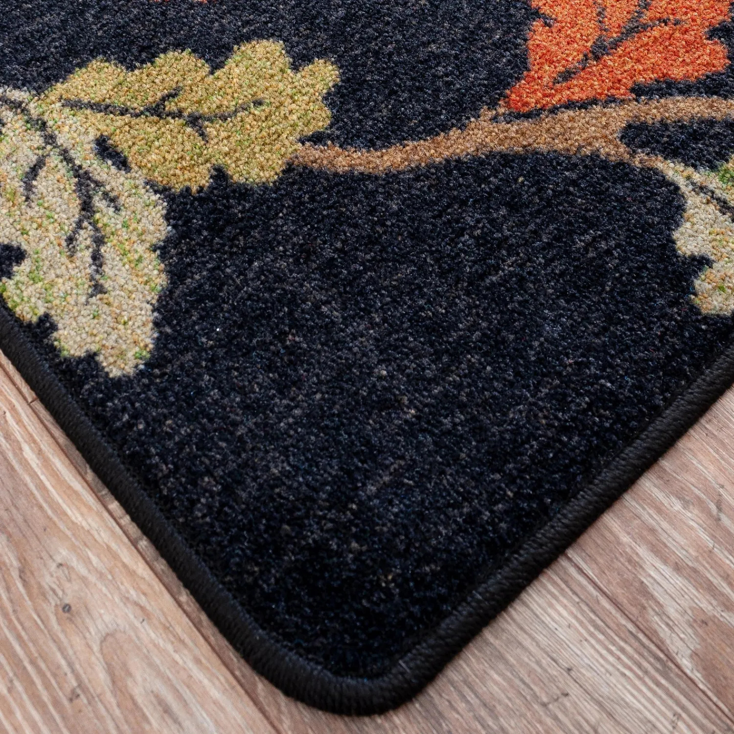 Plow & Hearth Area Rugs>Oakwood Pine Cone and Oak Leaf Rug, 2'8" x 3'10"