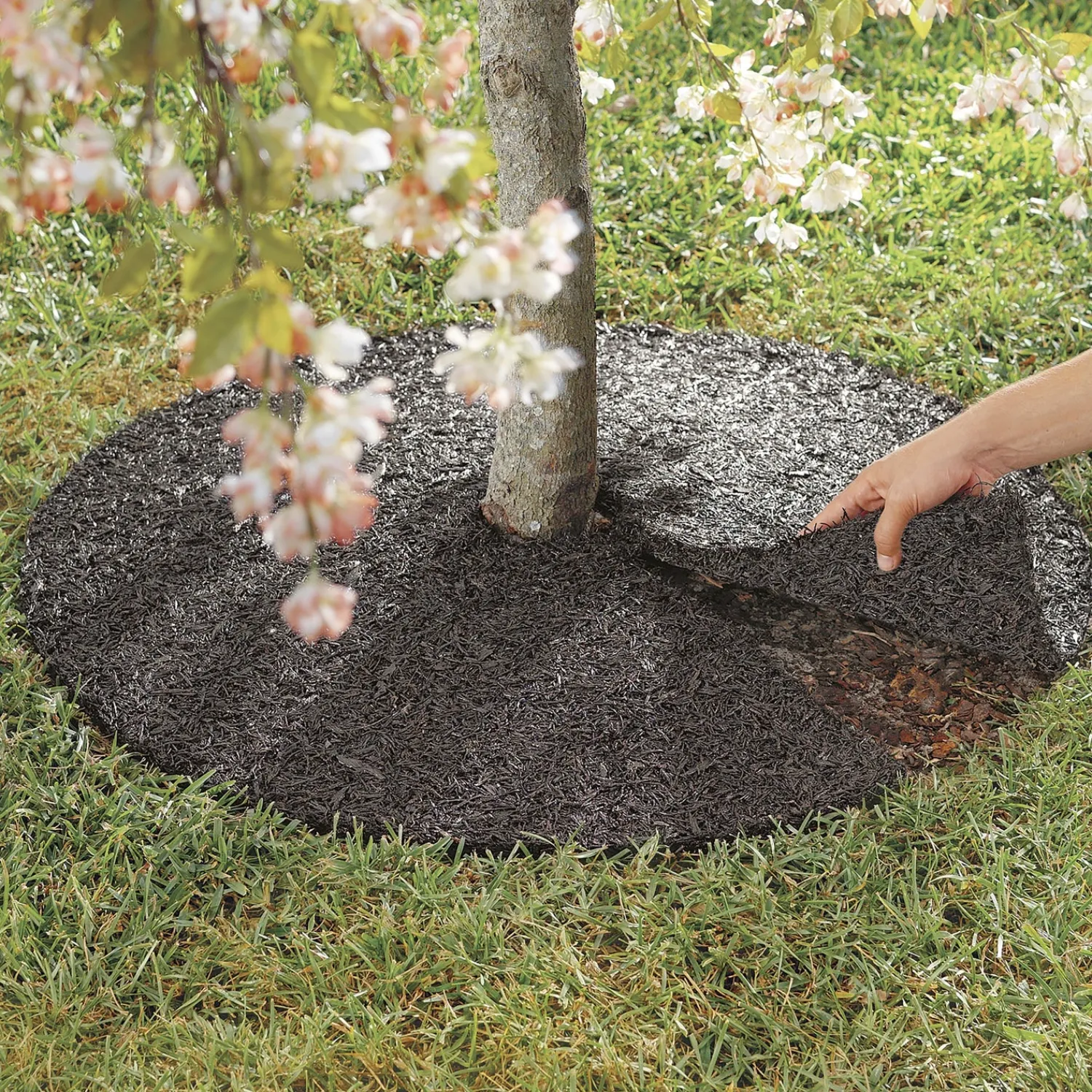 Plow & Hearth Garden Fencing & Edging|Garden Tools & Supplies>Permanent Mulch Recycled Rubber Tree Ring, 36" dia.